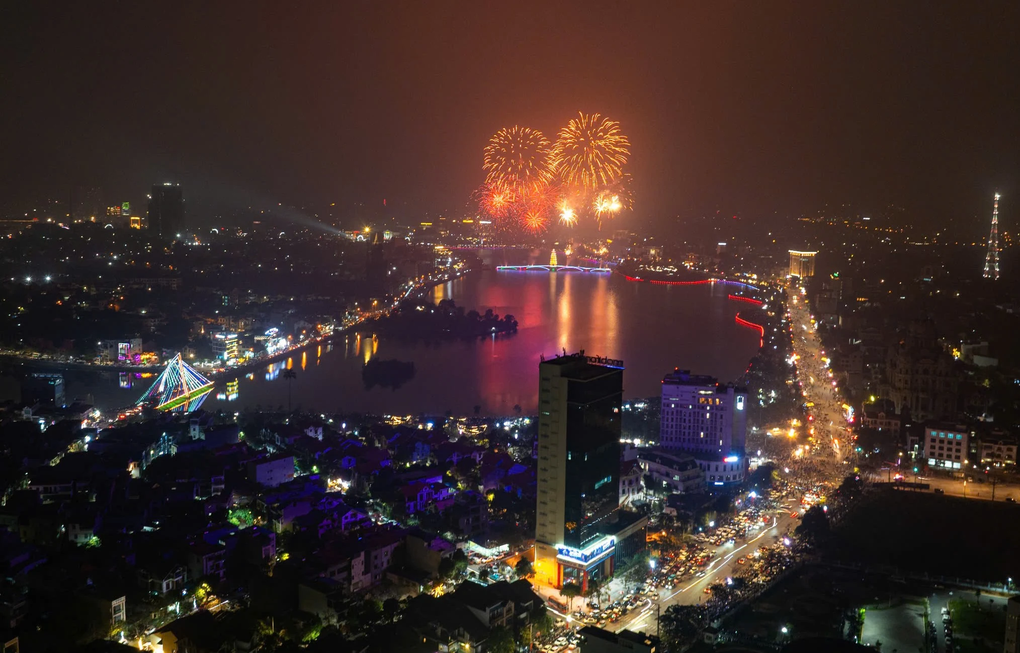 Chương trình nghệ thuật “Về miền lễ hội”