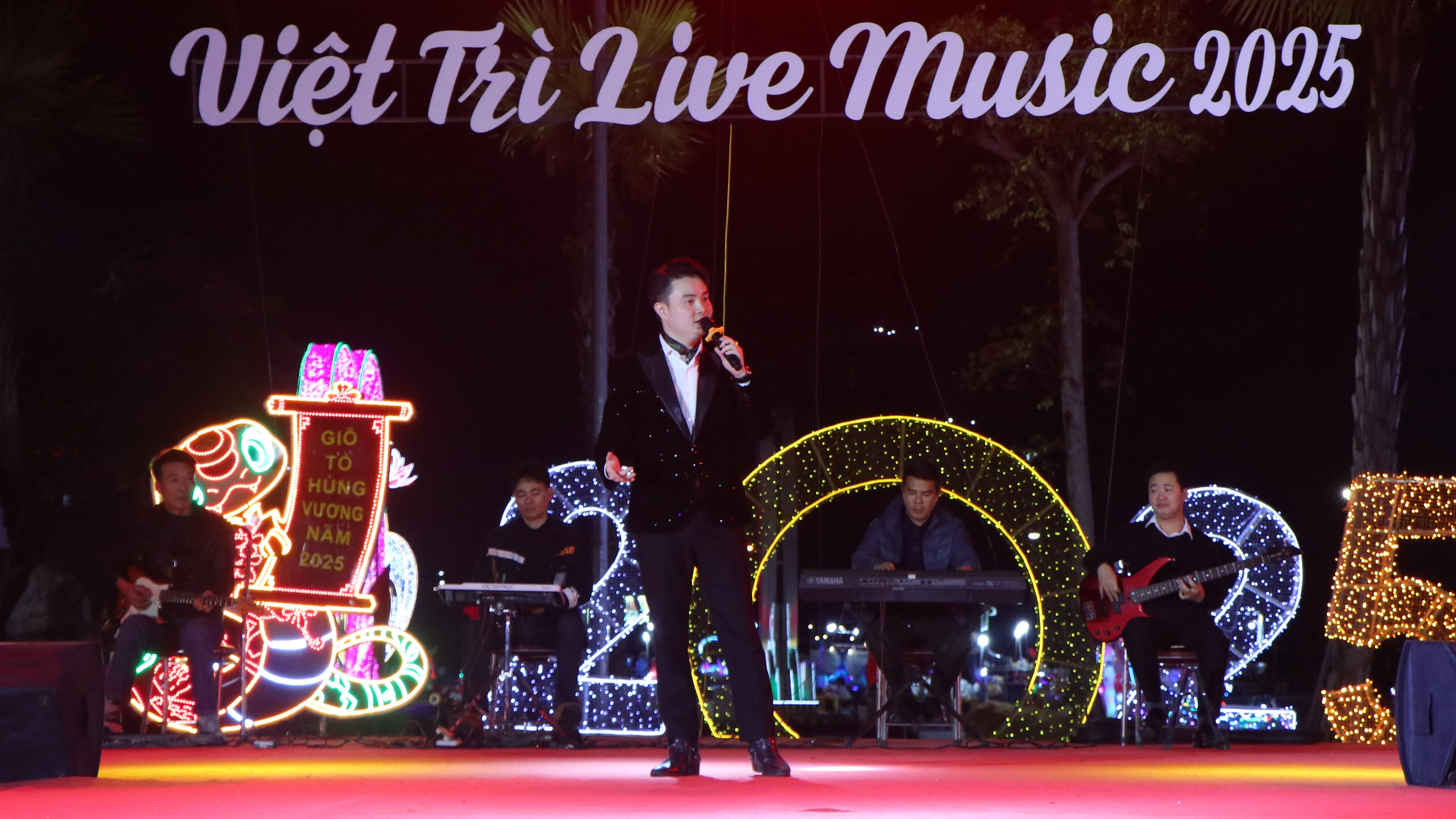 Sôi động đêm nhạc “Việt Trì Live music”