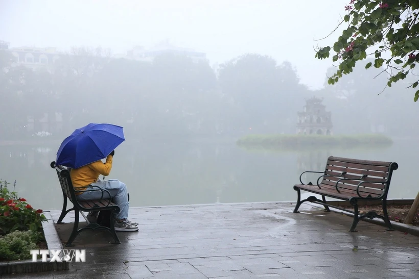 Thời tiết ngày 8/4: Thủ đô Hà Nội có mưa nhỏ, mưa phùn và sương mù rải rác