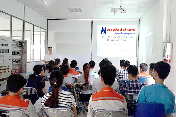 Viện QLXD khẳng định chất lượng đào tạo trong các khóa học an toàn lao động