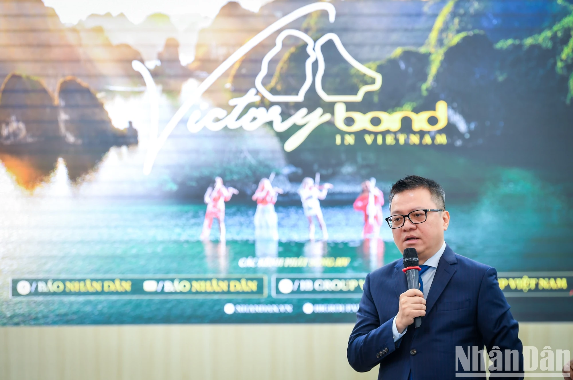 Báo Nhân Dân ra mắt video âm nhạc Victory - Bond in Vietnam