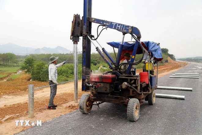 Chính phủ yêu cầu không để trượt tiến độ các dự án giao thông trọng điểm