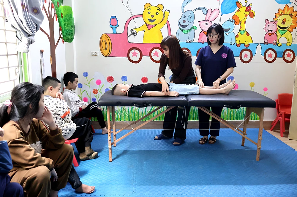 Mở cánh cửa hòa nhập cho trẻ khuyết tật