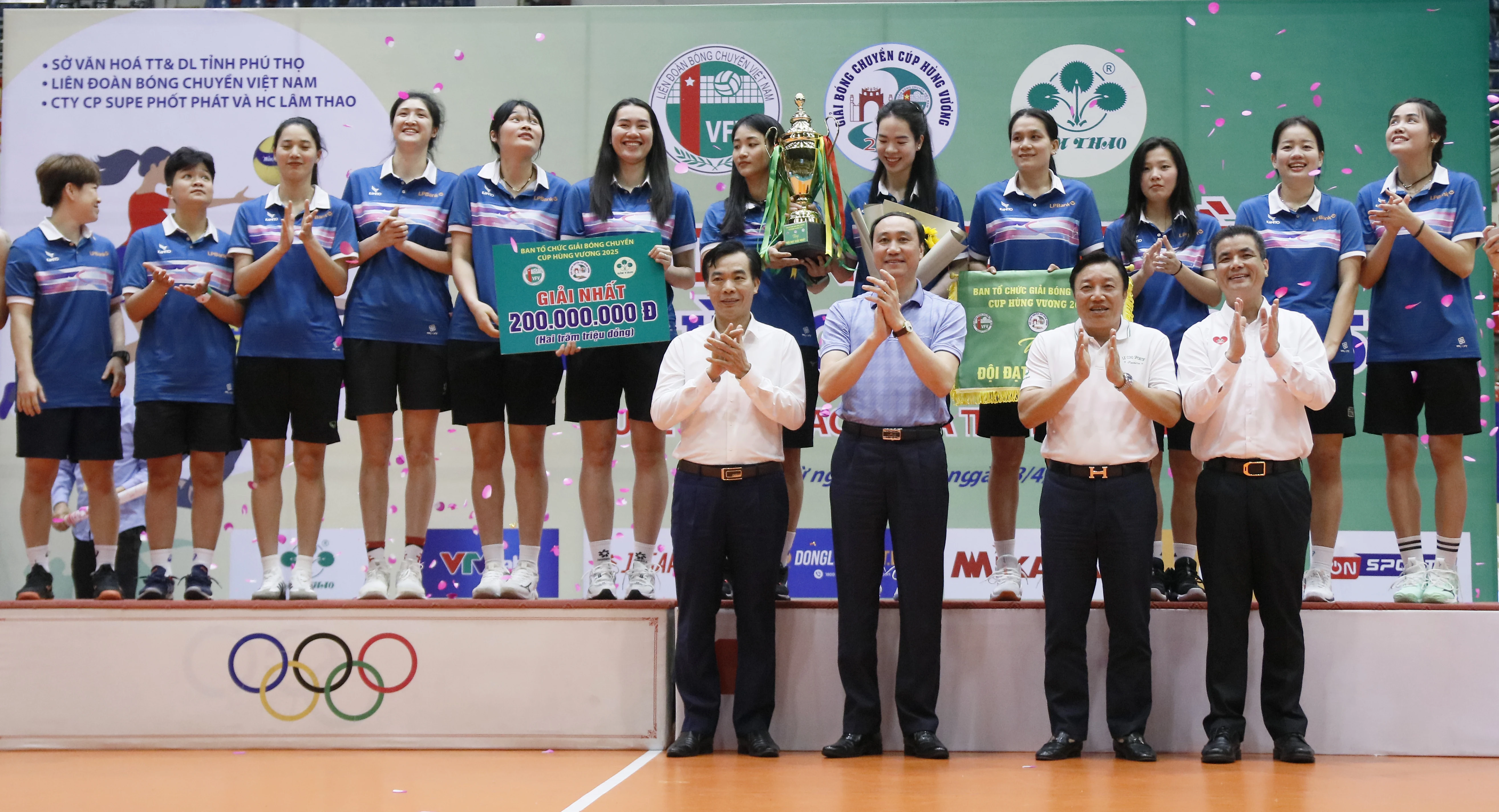Bế mạc Giải Bóng chuyền Cúp Hùng Vương năm 2025