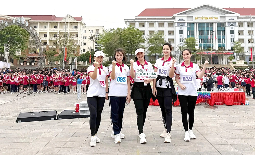 Chiến dịch “Triệu bước chân nhân ái”: Rèn sức khỏe - chia sẻ yêu thương