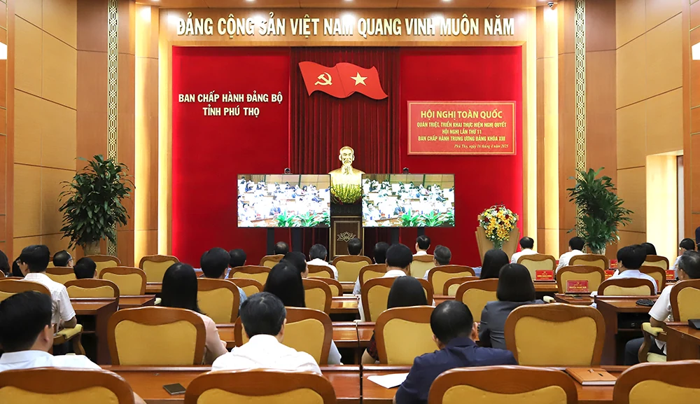 Gần 29.000 cán bộ, đảng viên nghe quán triệt, triển khai Nghị quyết Trung ương 11, khoá XIII