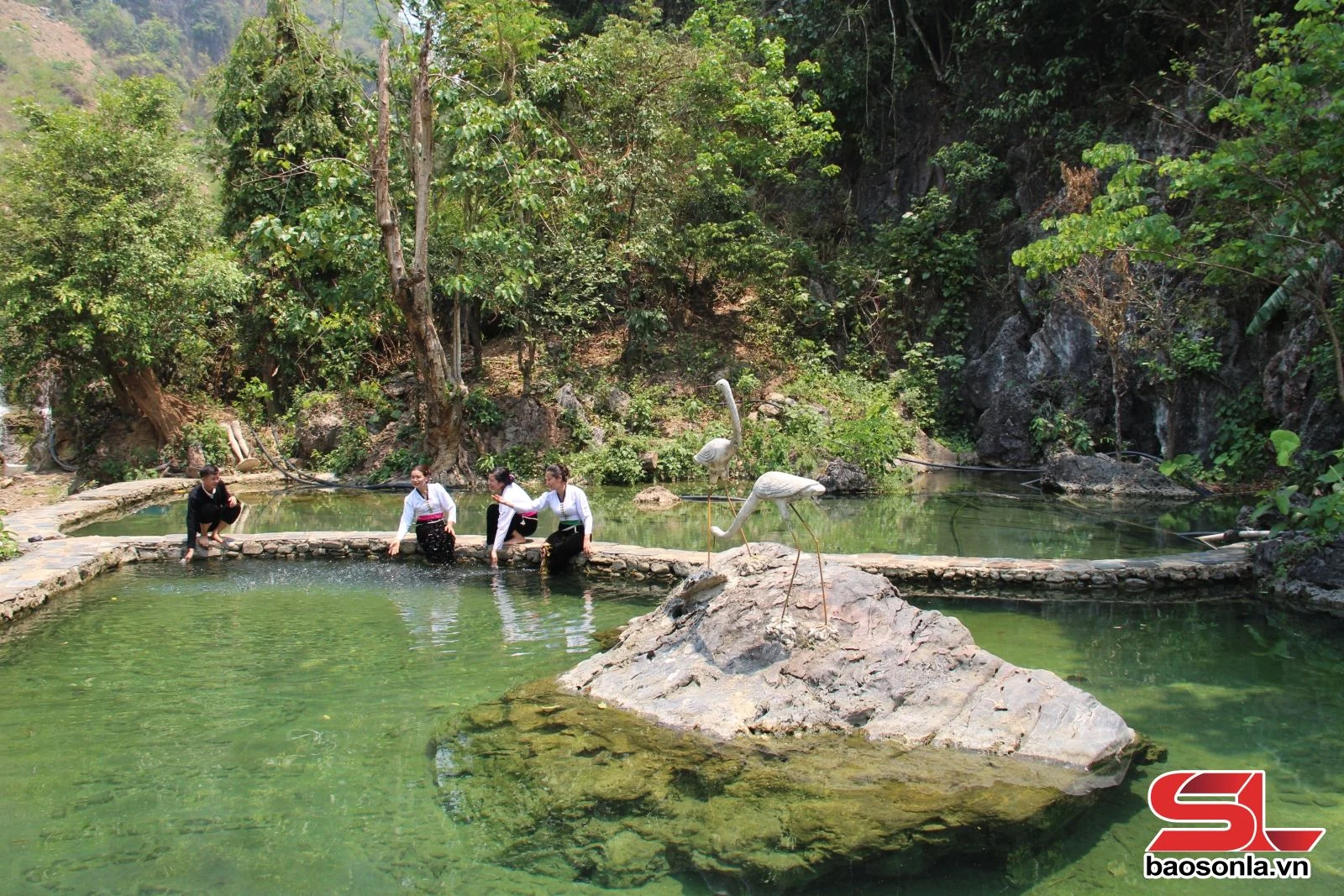 Du lịch vùng lòng hồ thủy điện