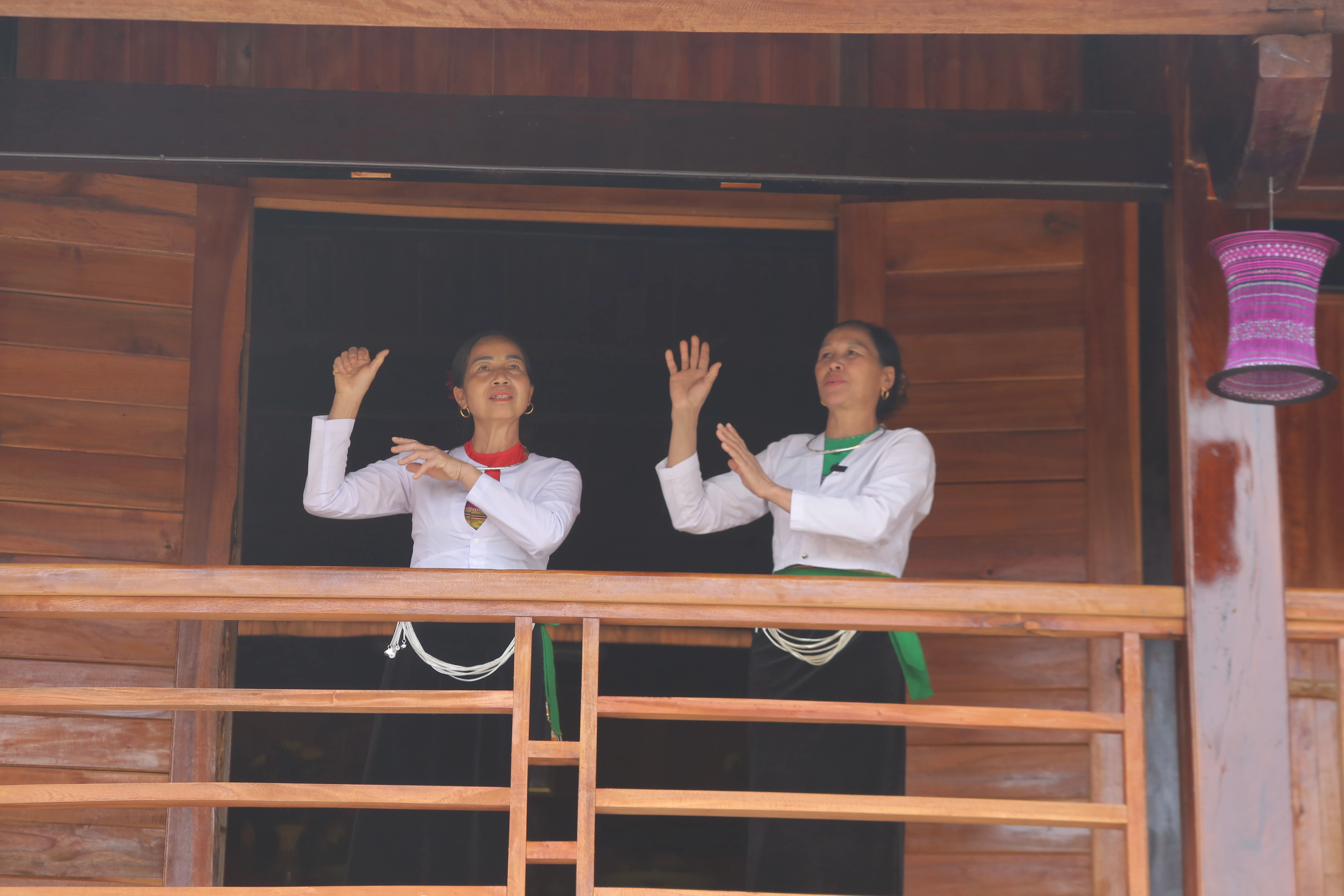 Âm vang bản Mường