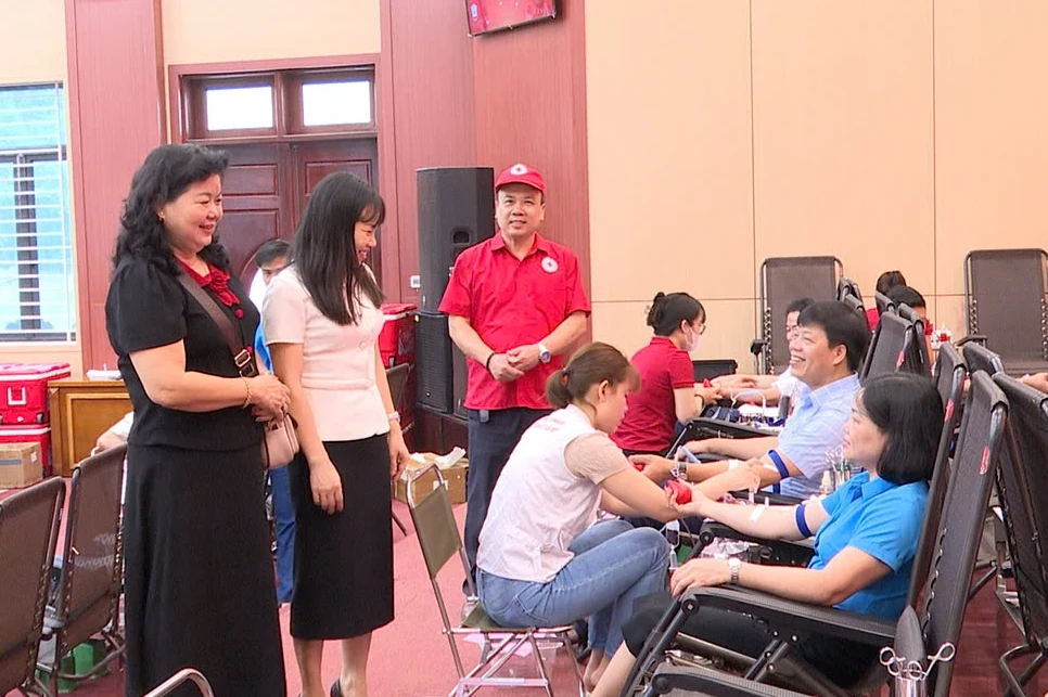 Ngày hội hiến máu “Giọt hồng Thanh Ba”