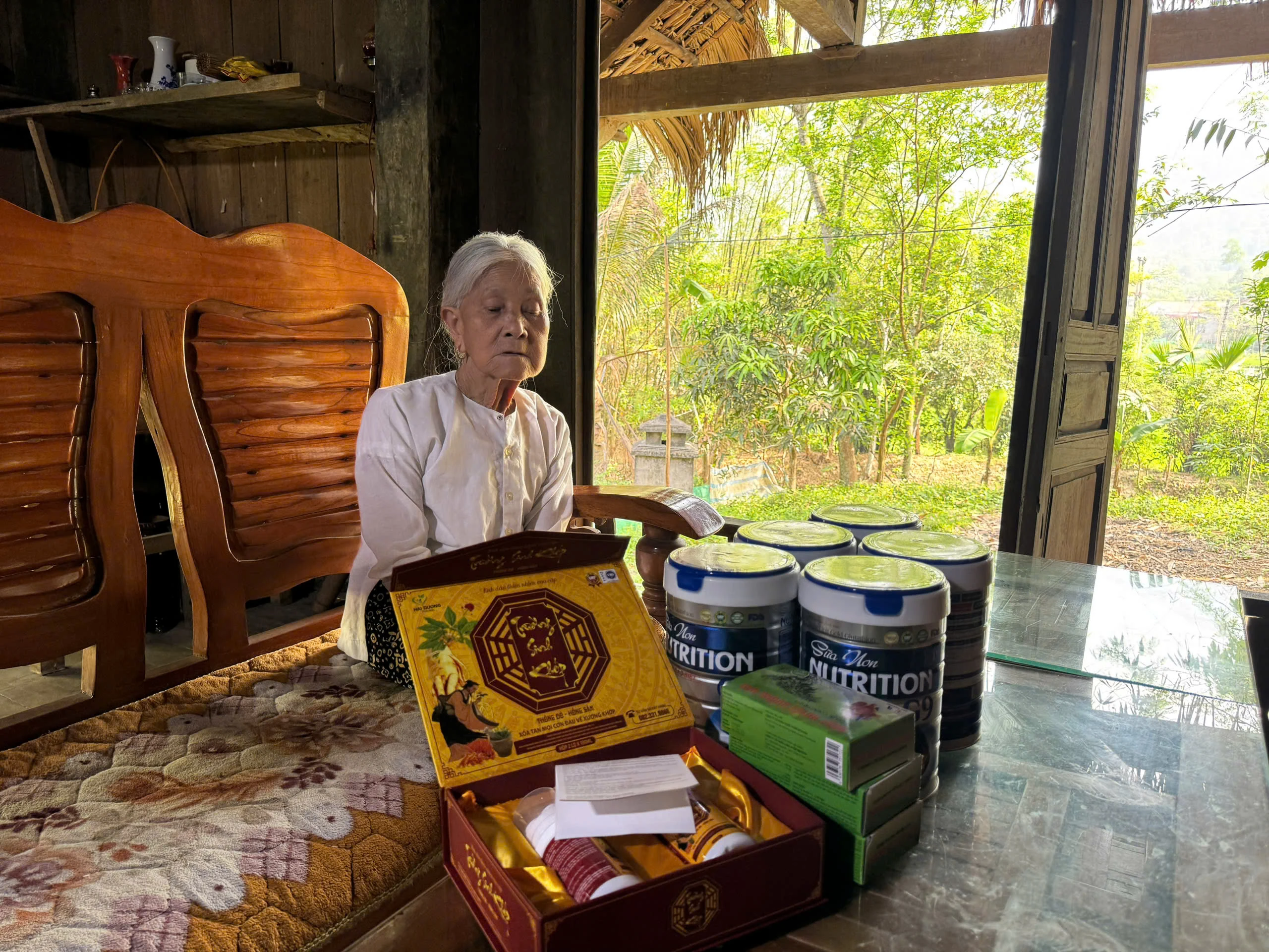 Ý kiến luật sư trong sự việc người cao tuổi bị “dụ” mua sữa tại hội nghị giới thiệu sản phẩm