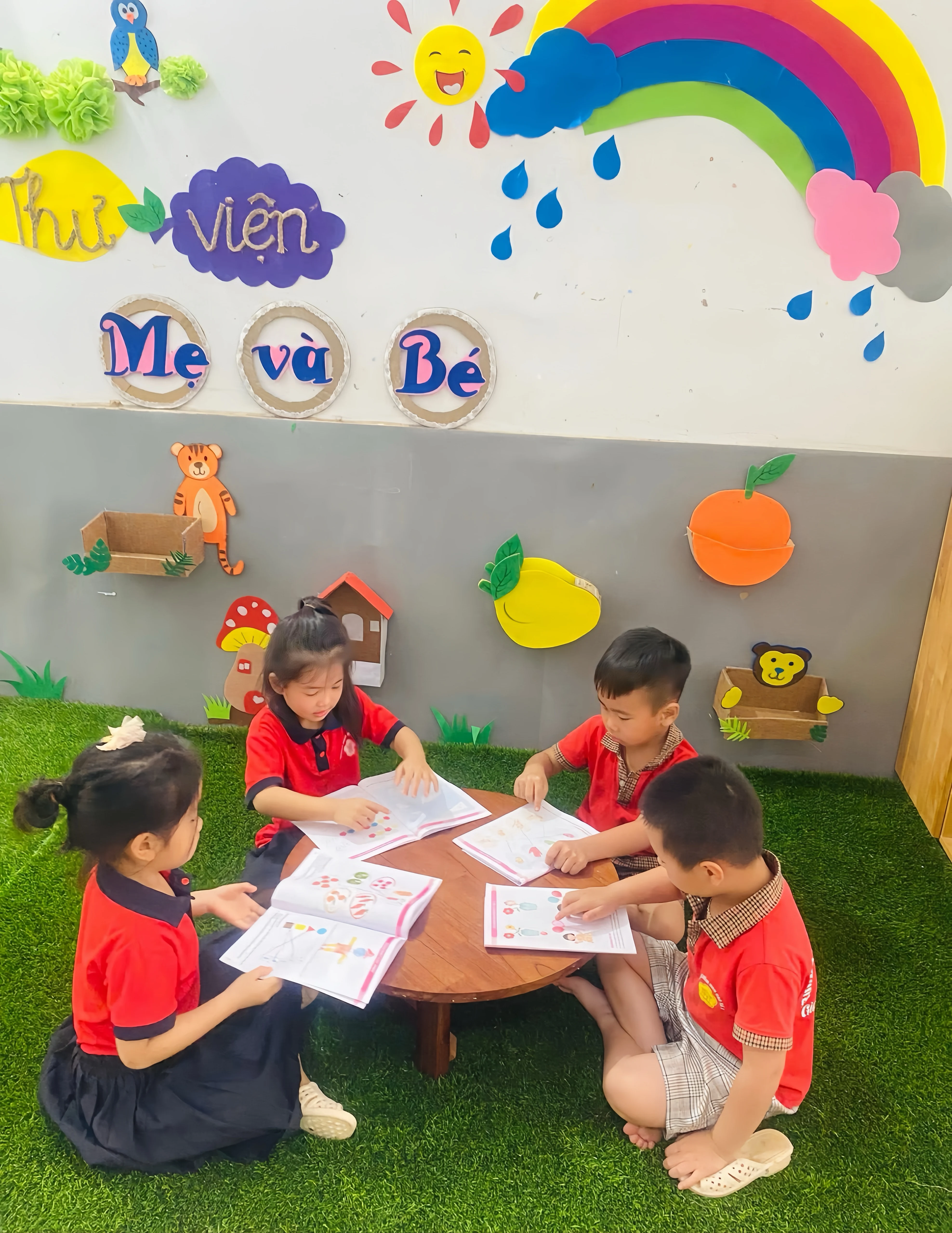 Các trường học sôi nổi hưởng ứng Ngày Sách và Văn hóa đọc Việt Nam