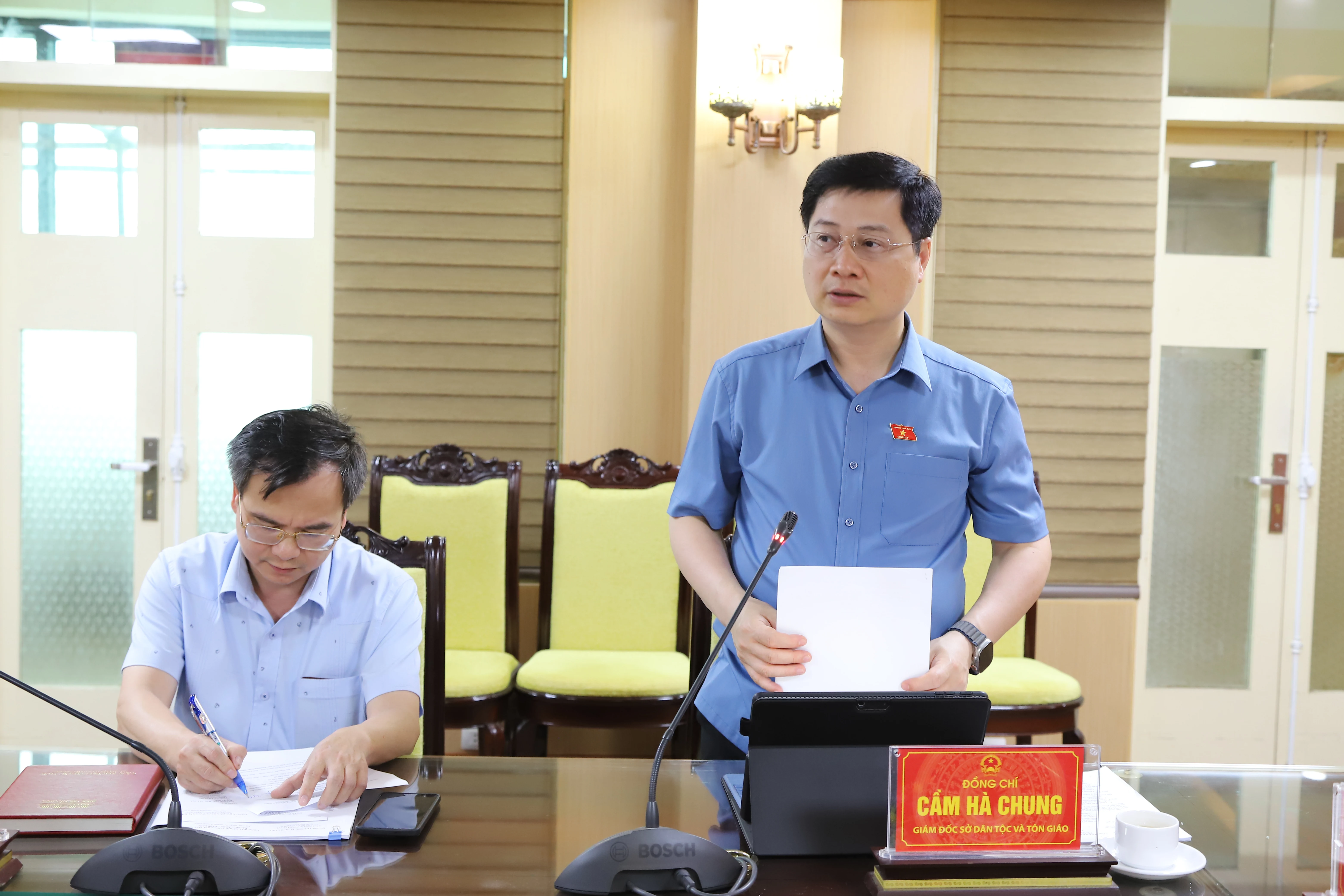 Hội nghị lấy ý kiến tham gia vào dự án Luật Tổ chức chính quyền địa phương (sửa đổi)