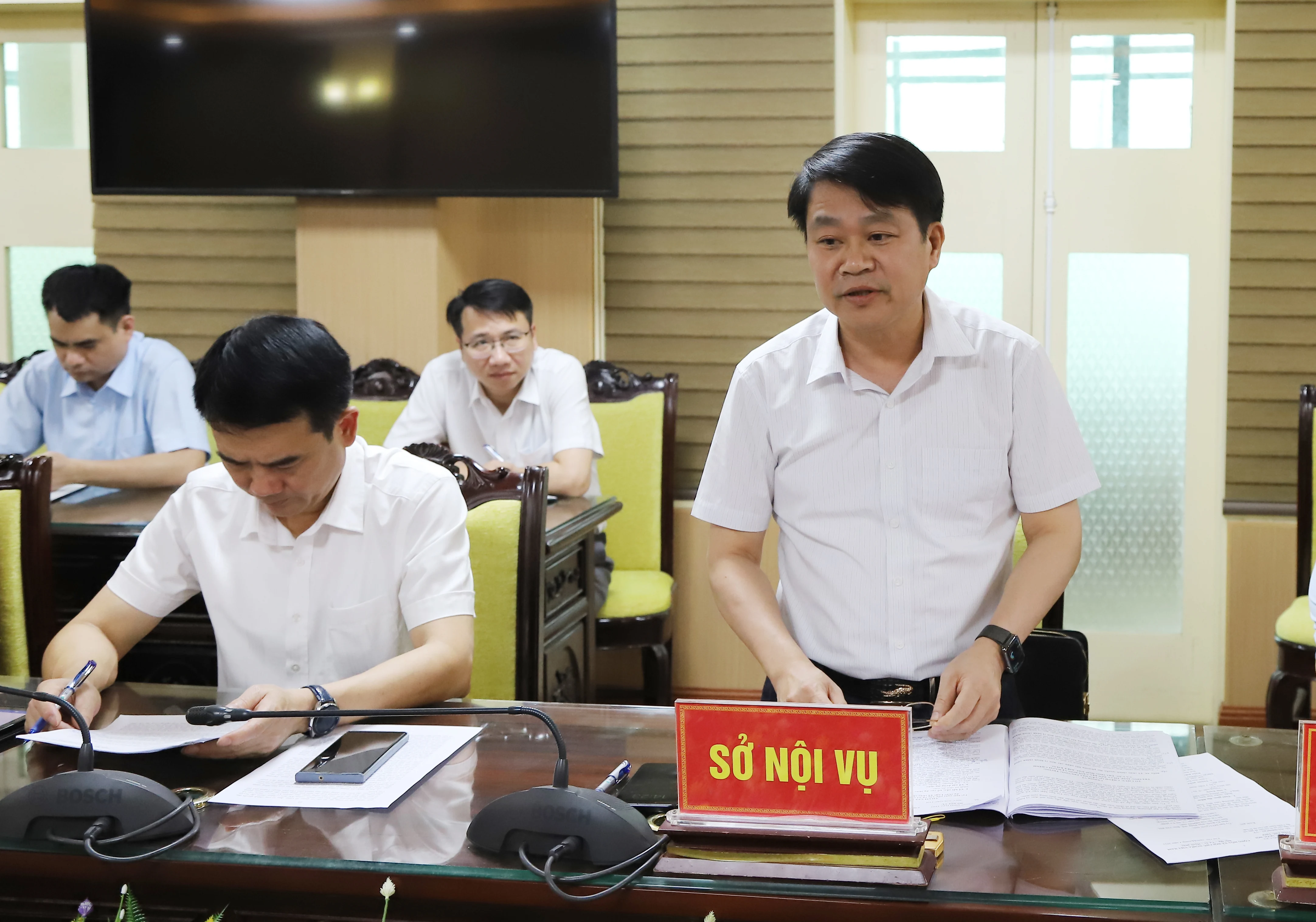 Hội nghị lấy ý kiến tham gia vào dự án Luật Tổ chức chính quyền địa phương (sửa đổi)