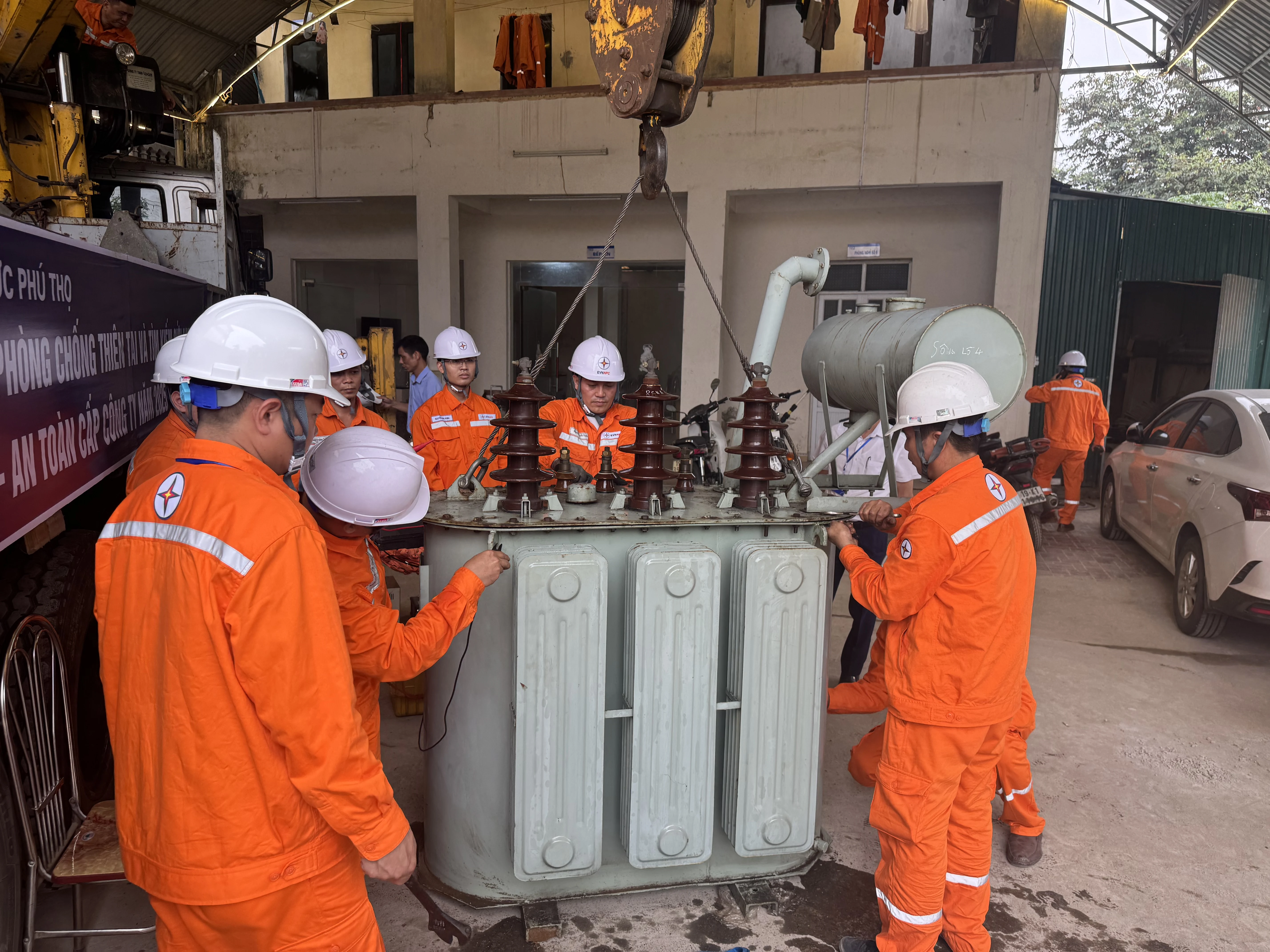 Công ty Điện lực Phú Thọ diễn tập phòng chống thiên tai – tìm kiếm cứu nạn