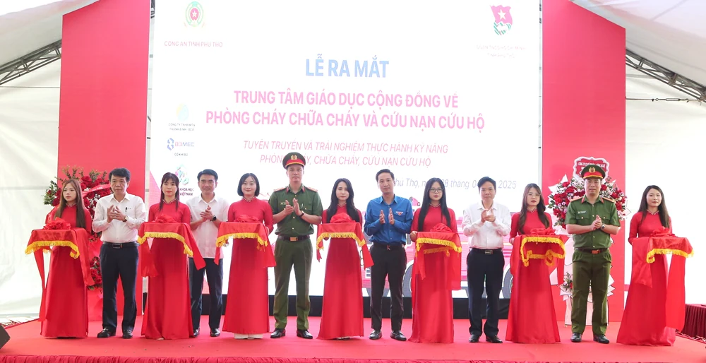 Ra mắt Trung tâm giáo dục cộng đồng về phòng cháy, chữa cháy và cứu nạn, cứu hộ