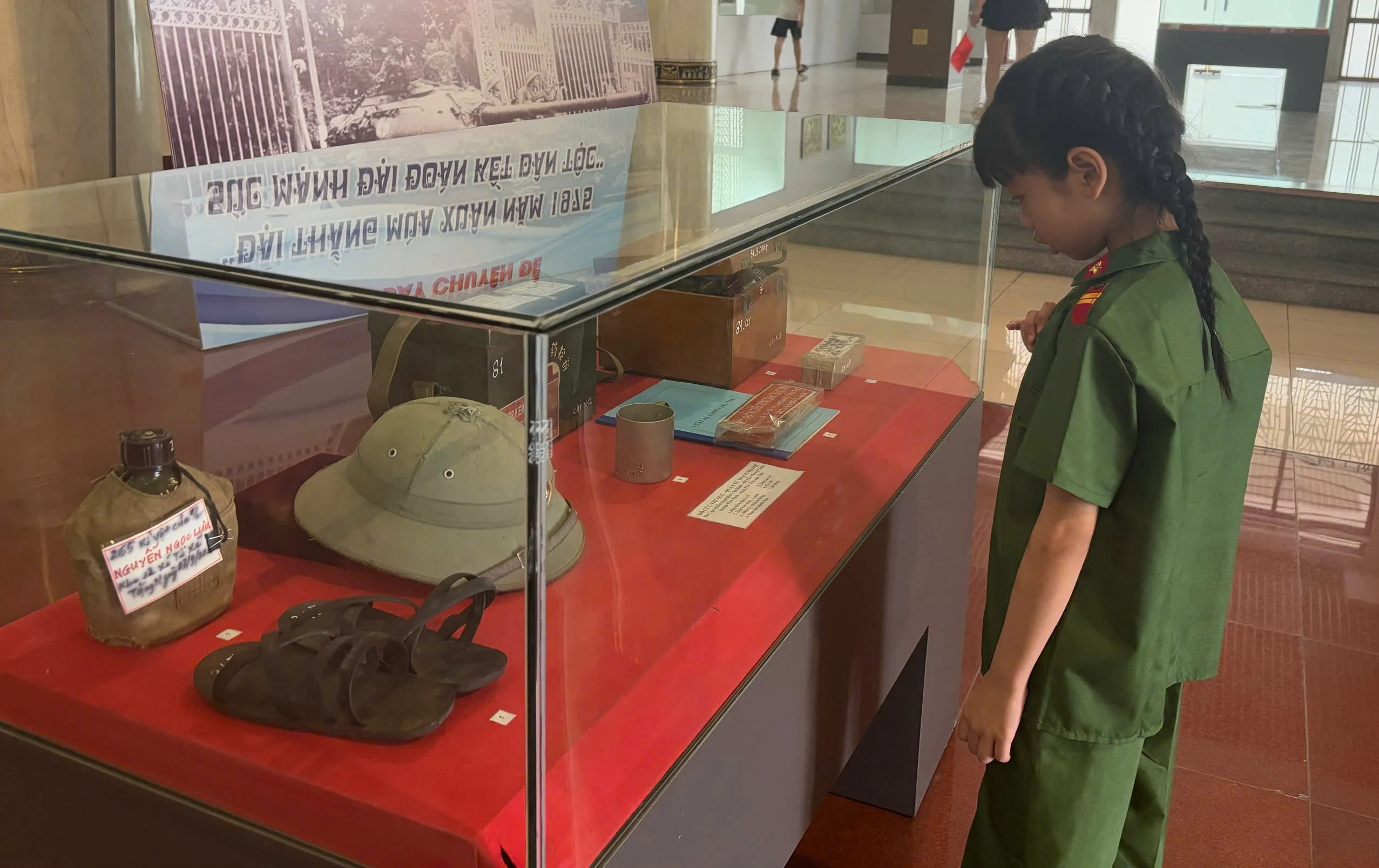 Chạm vào ký ức