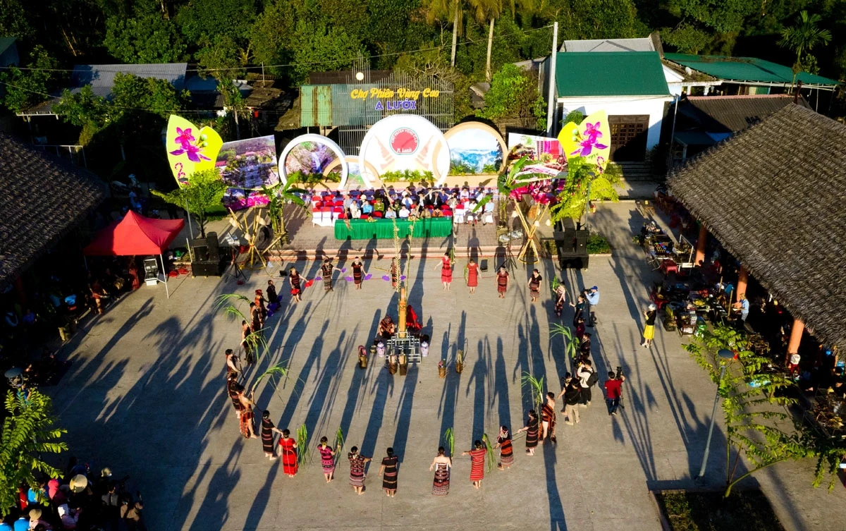 Sắc màu chợ phiên A Lưới