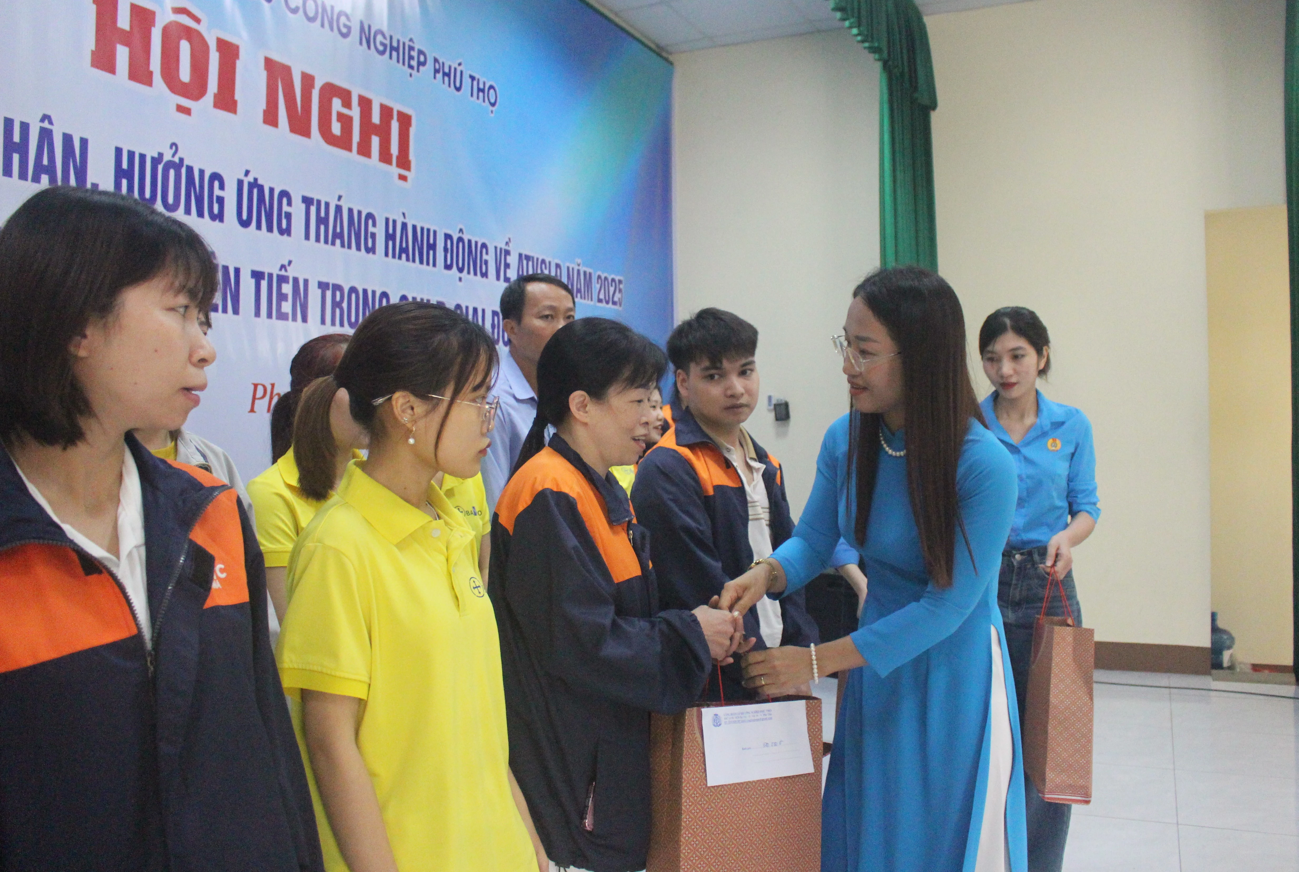 Công đoàn các Khu công nghiệp: Phát động Tháng Công nhân và biểu dương điển hình tiên tiến trong công nhân lao động