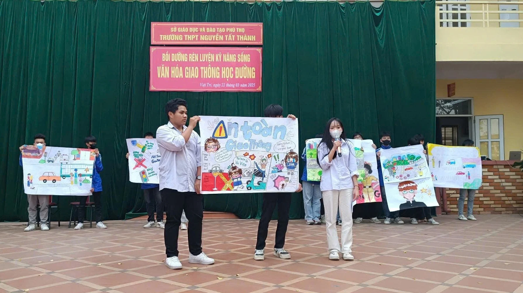 Tăng cường công tác phối hợp quản lý, giáo dục học sinh