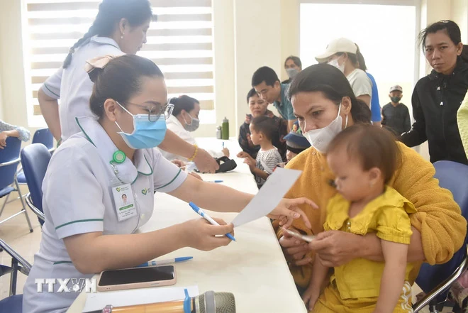 Miễn viện phí: Thêm một bước tiến lớn theo hướng “dân thụ hưởng”