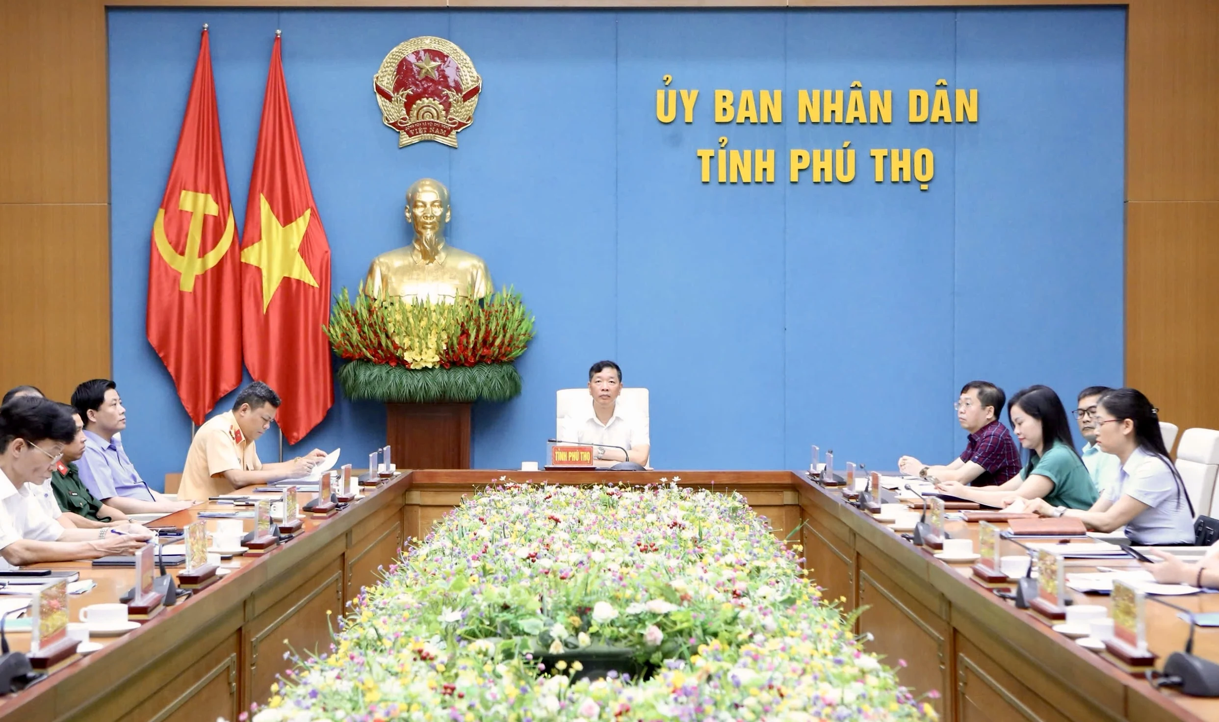 Triển khai nhiệm vụ bảo đảm trật tự an toàn giao thông quý II