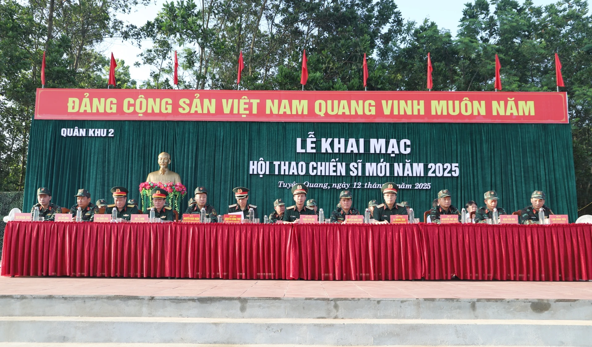 Quân khu 2 tổ chức Hội thao chiến sĩ mới năm 2025