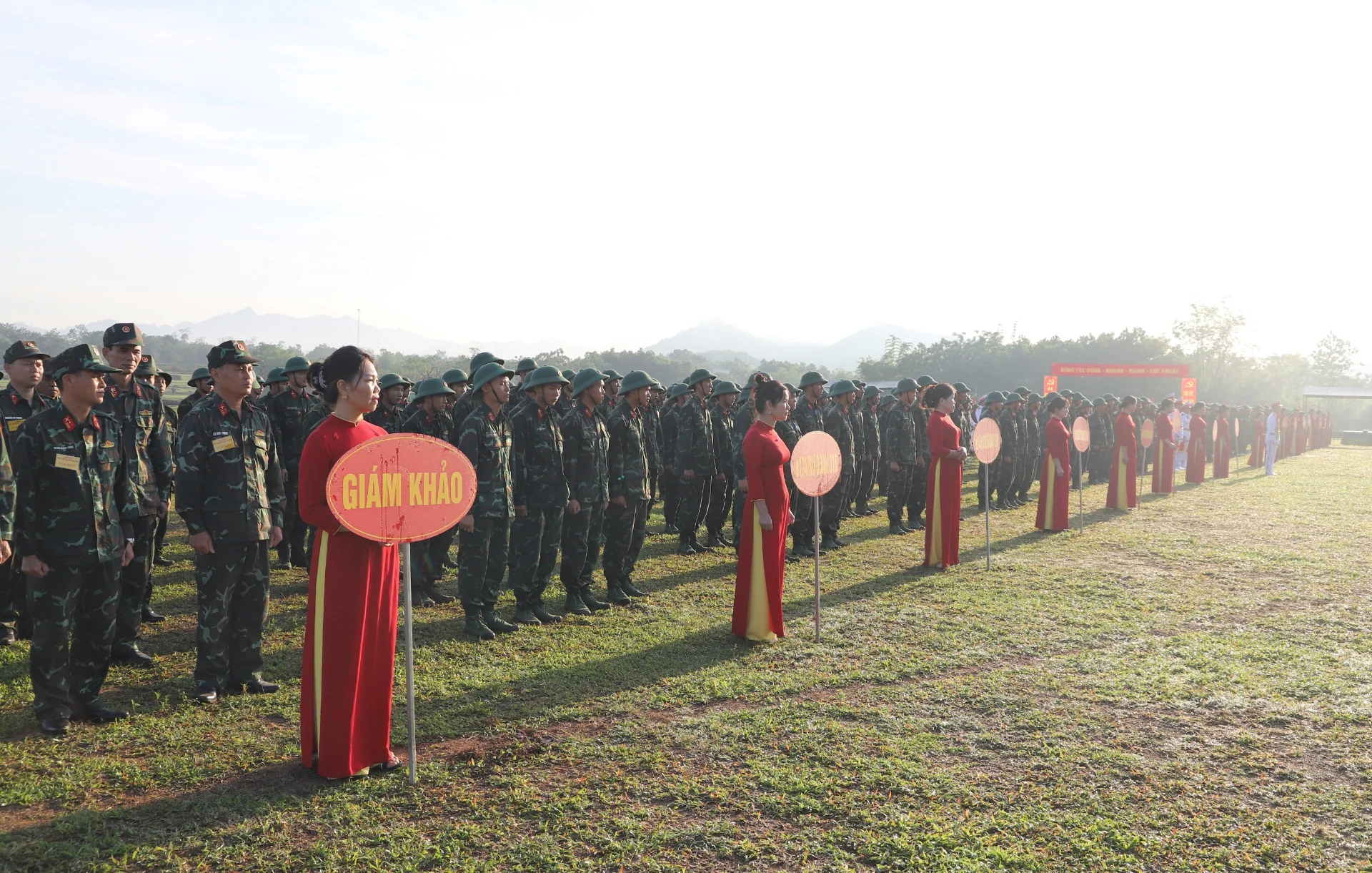 Quân khu 2 tổ chức Hội thao chiến sĩ mới năm 2025