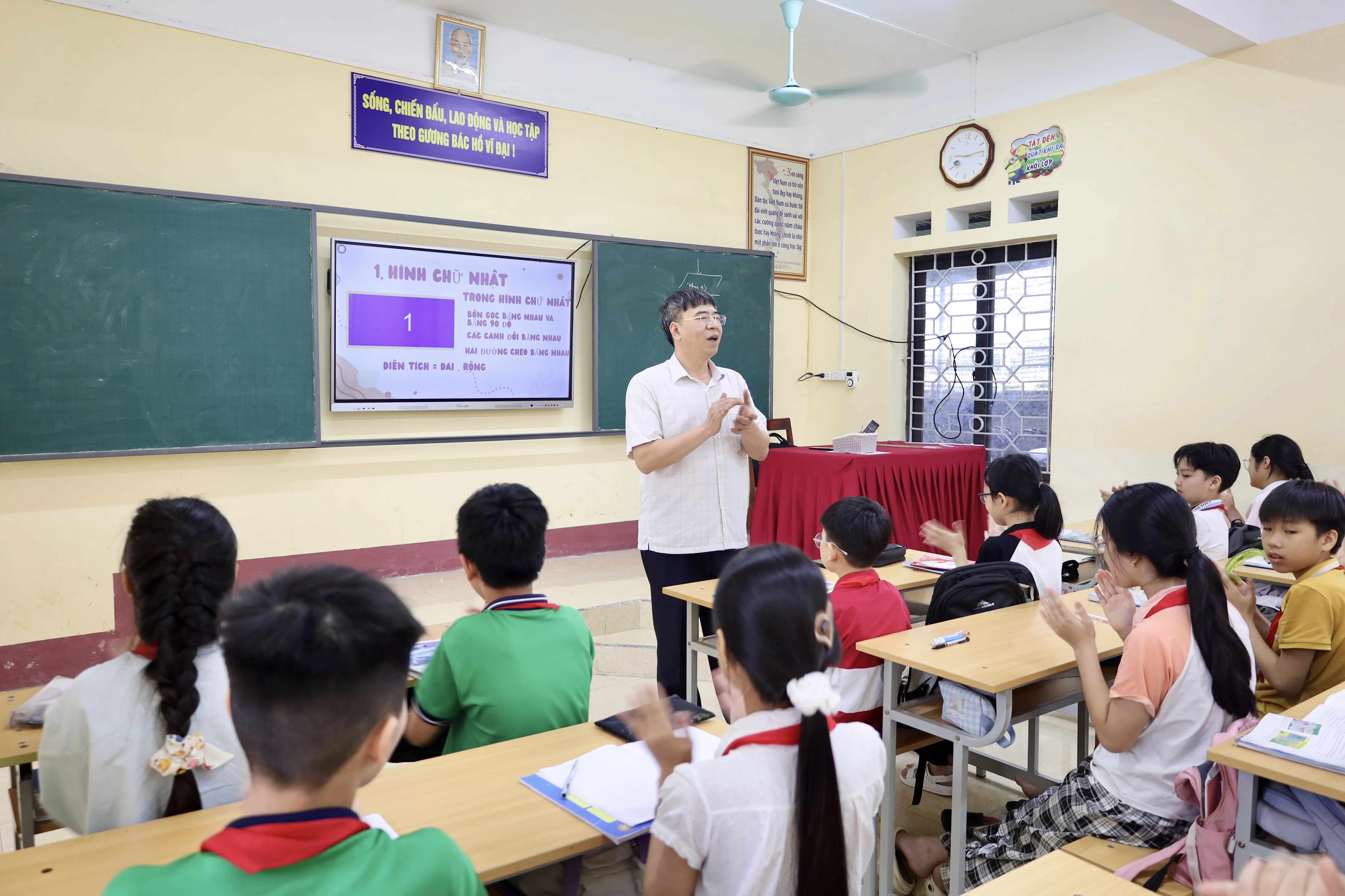 Điểm sáng trong học và làm theo Bác