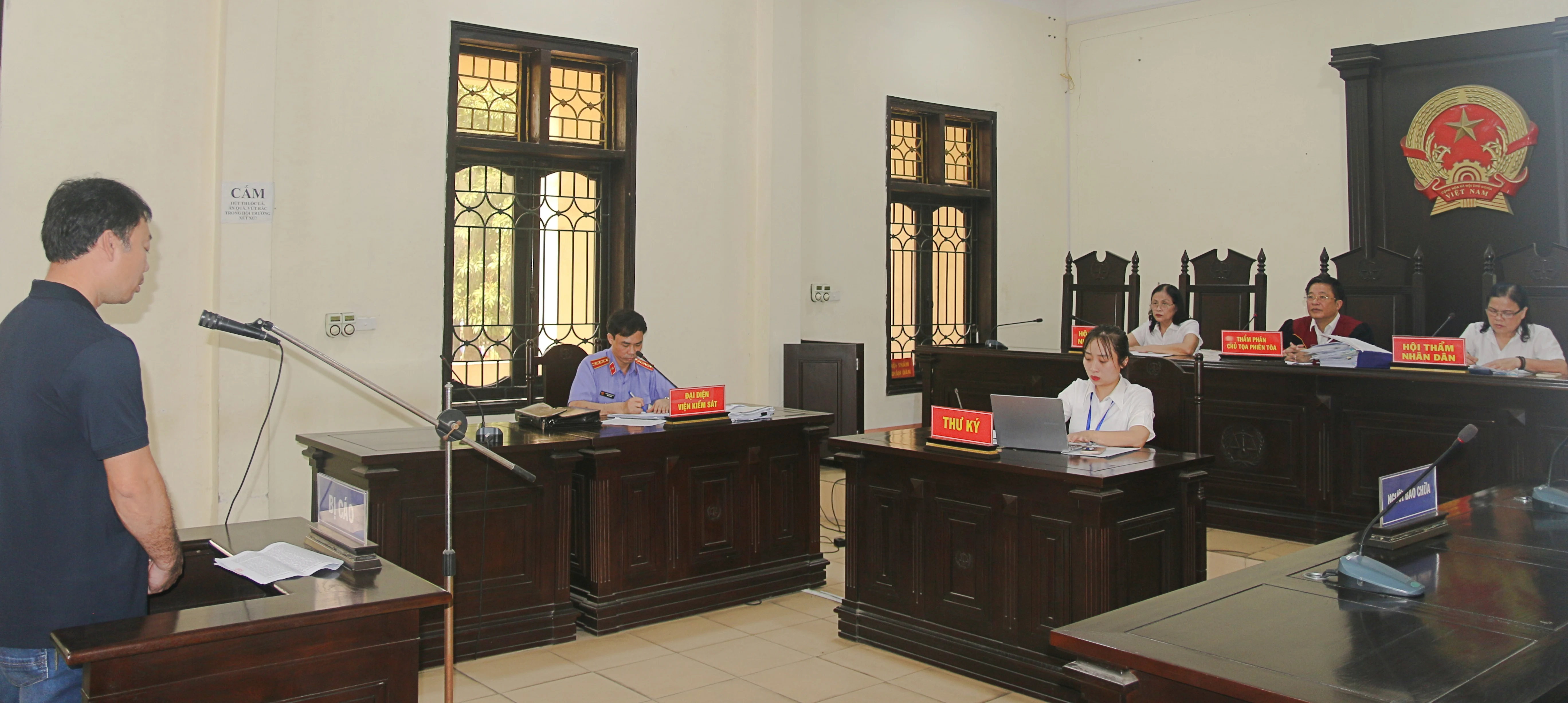 Xét xử vụ vi phạm quy định về nghiên cứu, thăm dò, khai thác tài nguyên