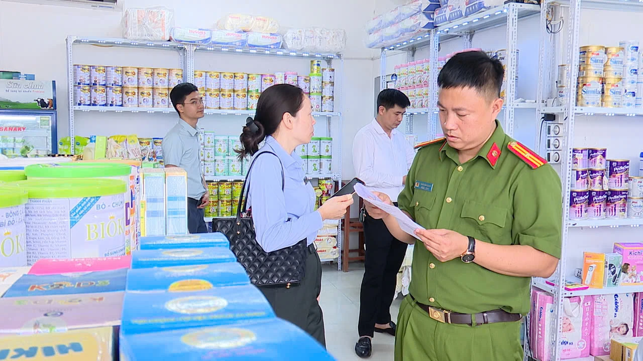 Kiểm tra 42 cơ sở sản xuất, kinh doanh thực phẩm