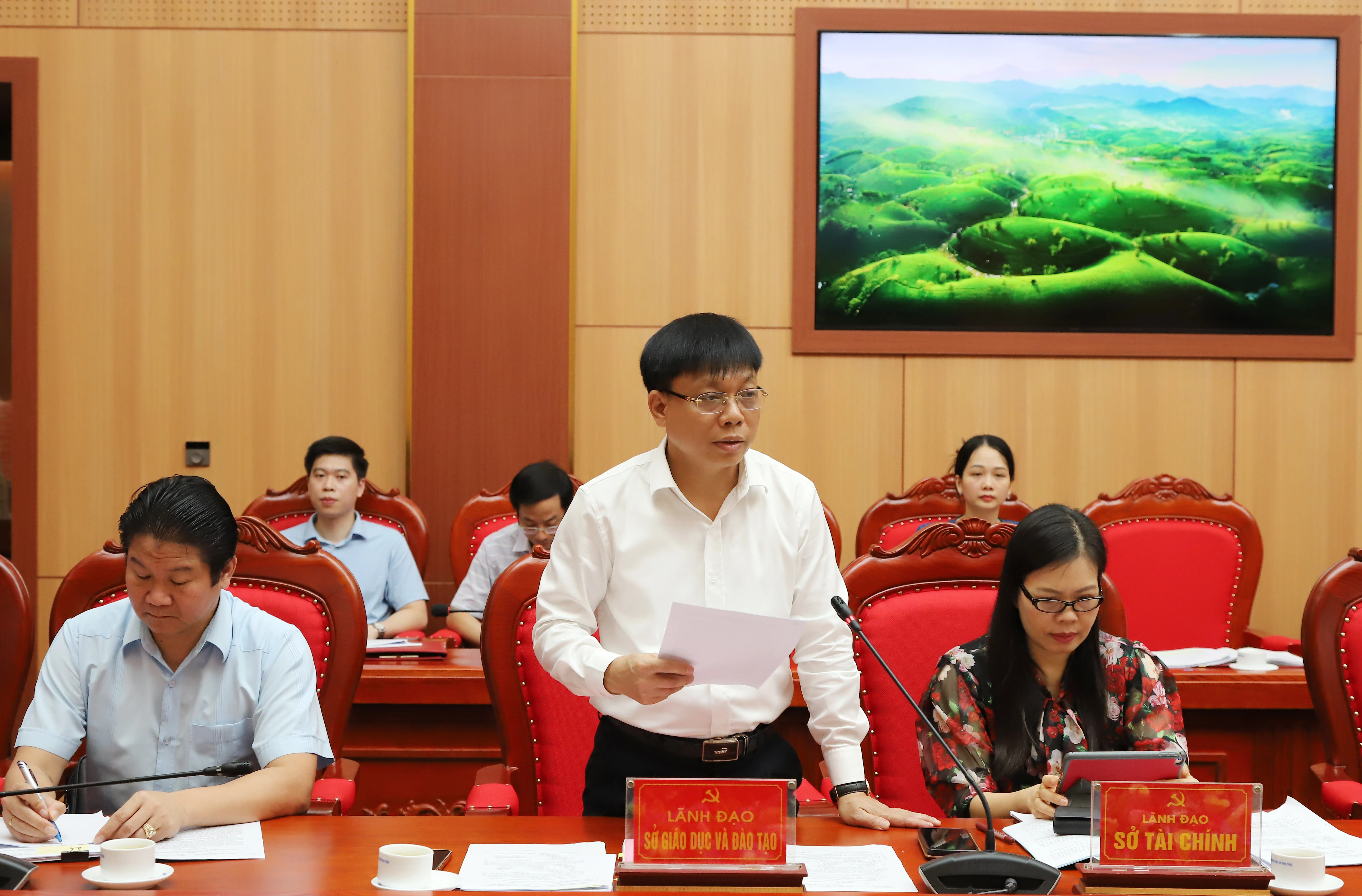 Ban Thường vụ Tỉnh ủy thông qua nhiều nội dung quan trọng