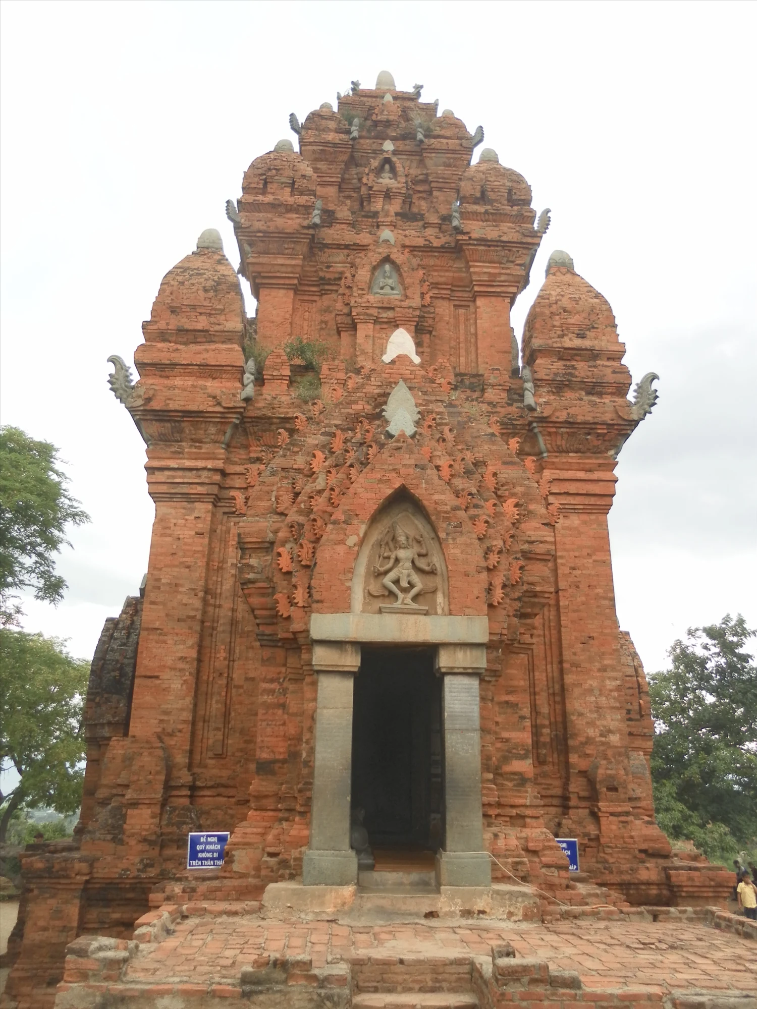 Đền tháp Po Klong Garai: Biểu tượng vững bền của văn hóa Chăm