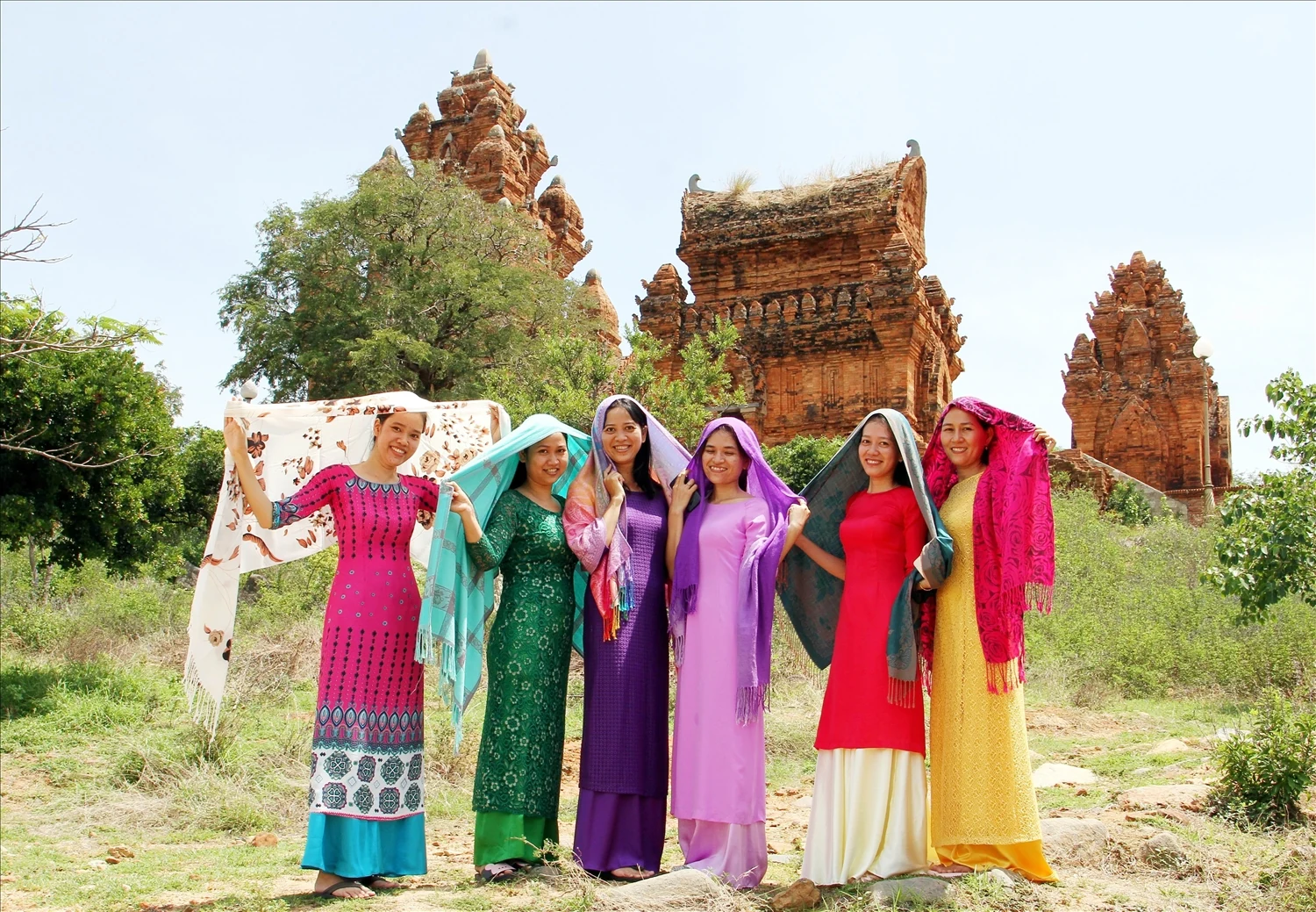 Ninh Thuận khai thác giá trị văn hoá Chăm để phát triển du lịch