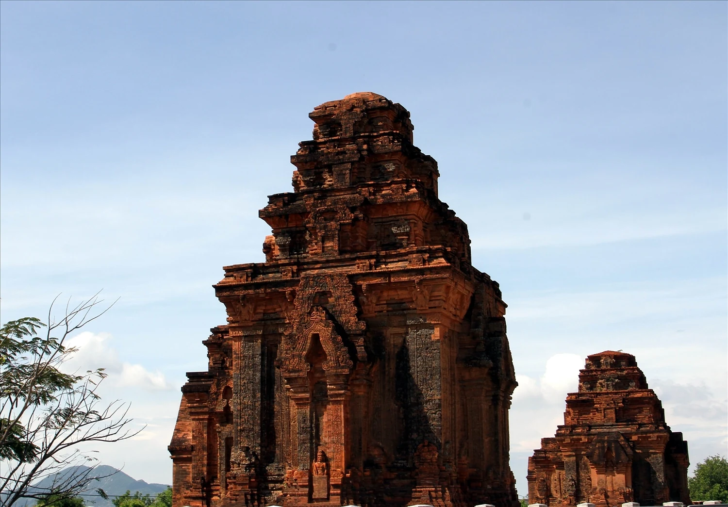 Ninh Thuận khai thác giá trị văn hoá Chăm để phát triển du lịch