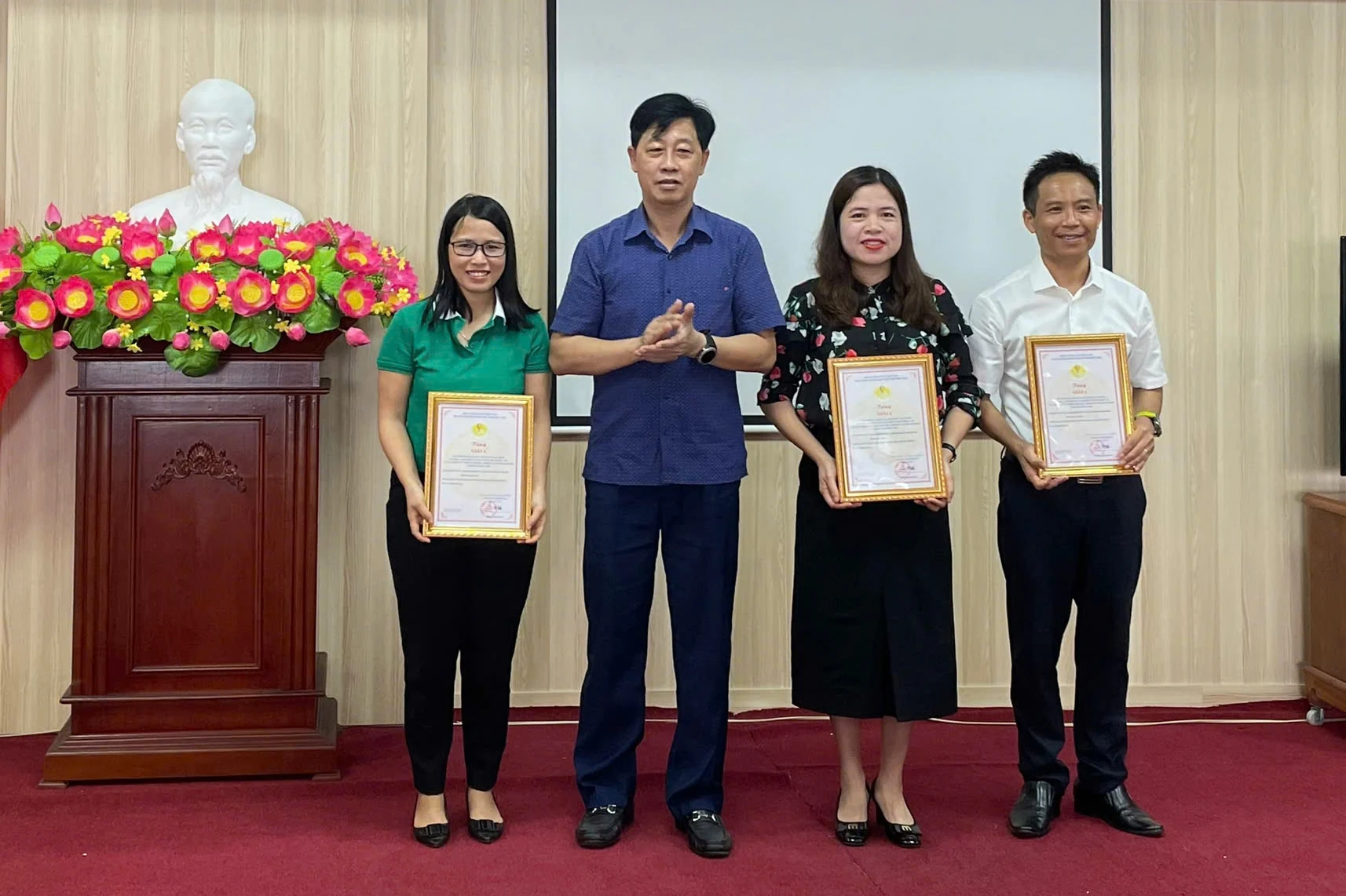 Báo Phú Thọ trao giải thưởng sáng tác, quảng bá các tác phẩm văn học, nghệ thuật, báo chí về chủ đề học và làm theo Bác Hồ