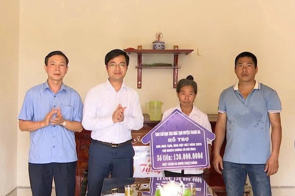 Thanh Ba quyết tâm hoàn thành xóa nhà tạm, nhà dột nát