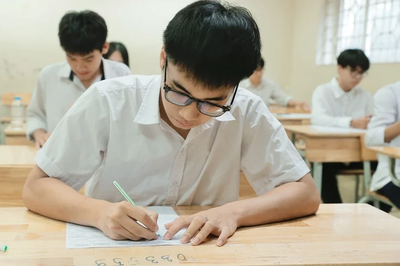 Trường đại học đột ngột bỏ khối C: Bộ GD-ĐT đề nghị điều chỉnh, đảm bảo quyền lợi thí sinh