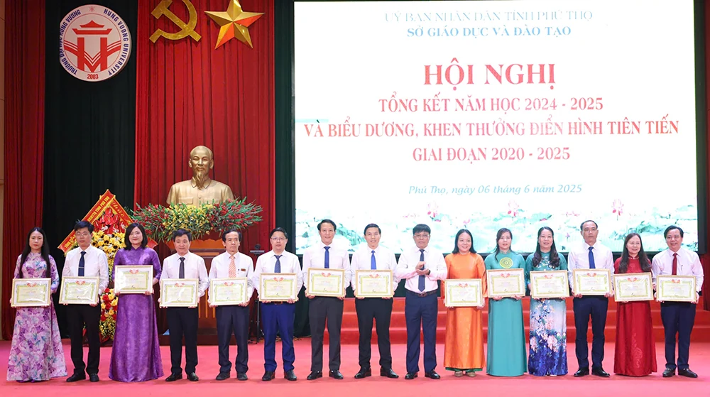 Hội nghị tổng kết năm học 2024 - 2025