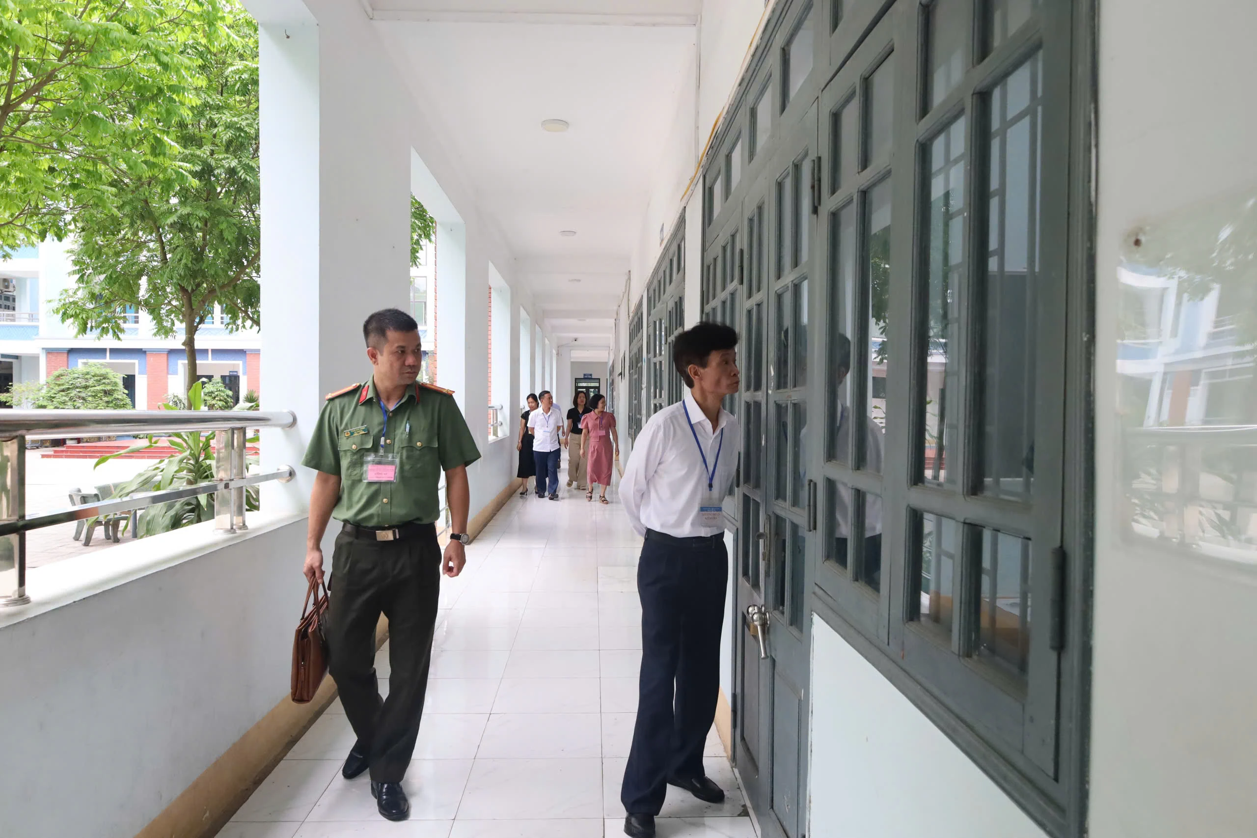 Ngày thi đầu tiên Kỳ thi tuyển sinh vào lớp 10 THPT diễn ra an toàn, nghiêm túc