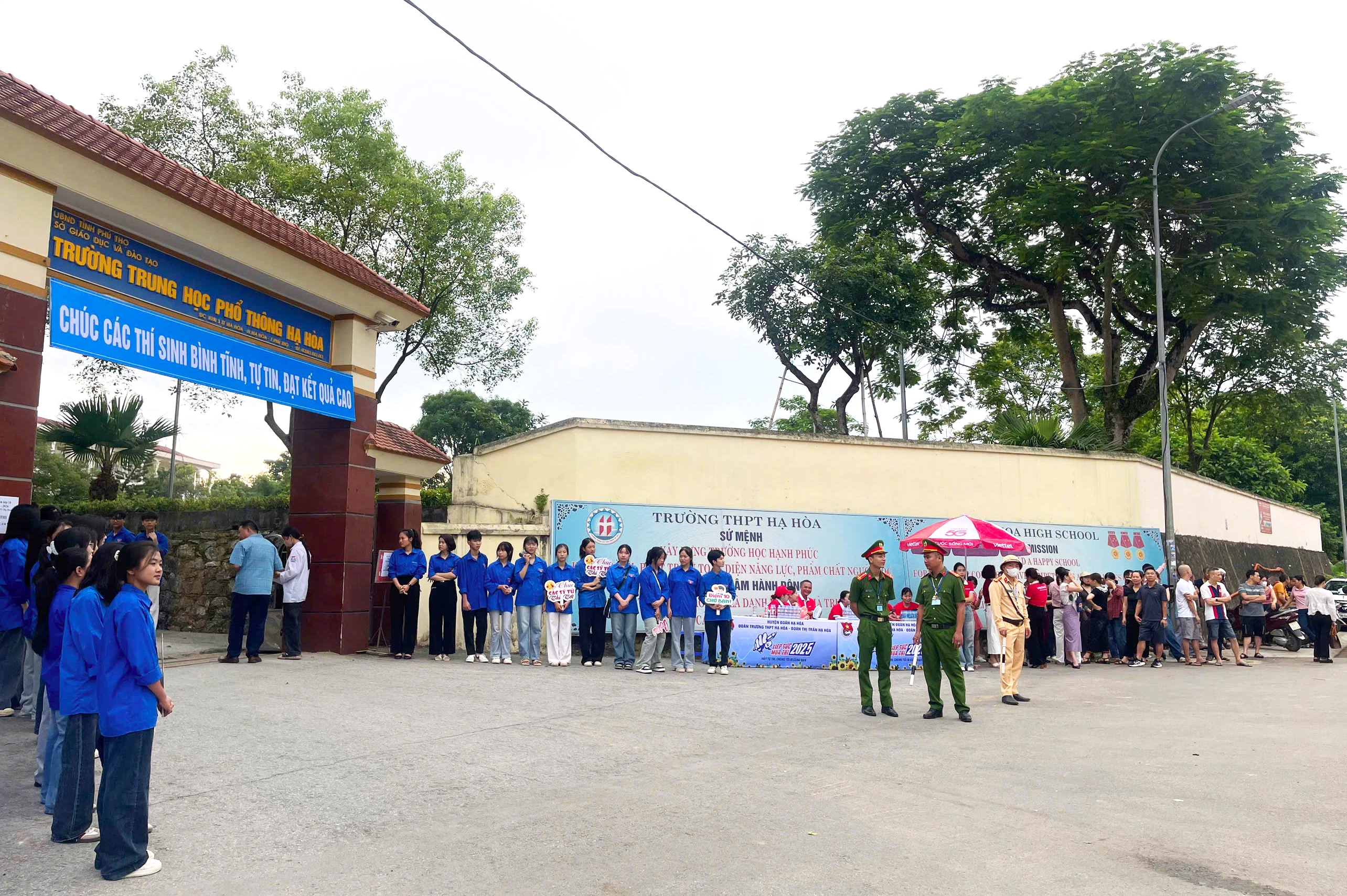 Ngày thi đầu tiên Kỳ thi tuyển sinh vào lớp 10 THPT