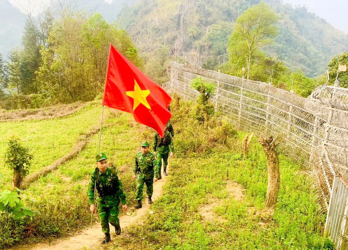 Giữ vững chủ quyền từ những bước chân lặng thầm