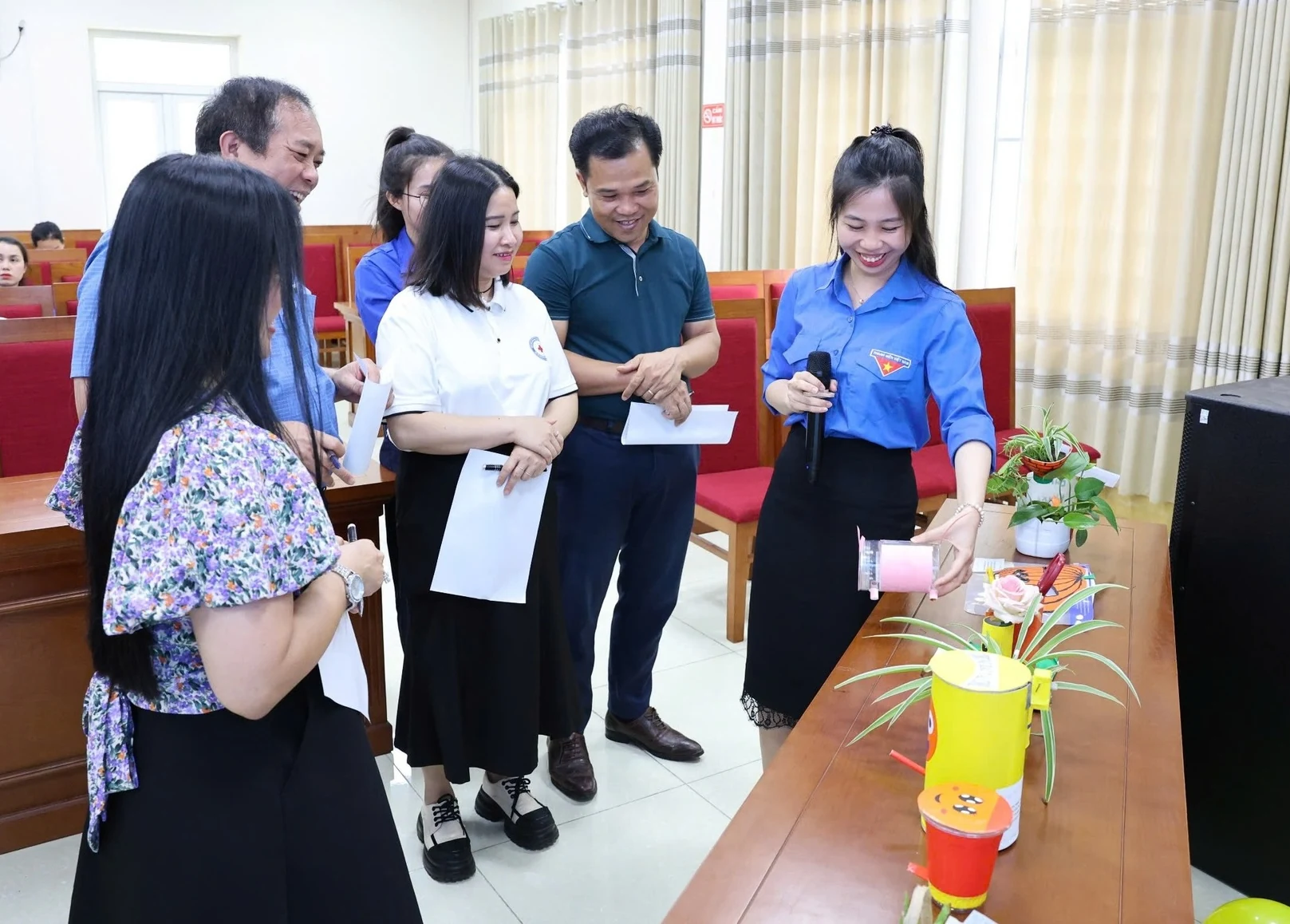 Tuổi trẻ Trung tâm Kiểm soát bệnh tật Phú Thọ chung tay chống ô nhiễm nhựa