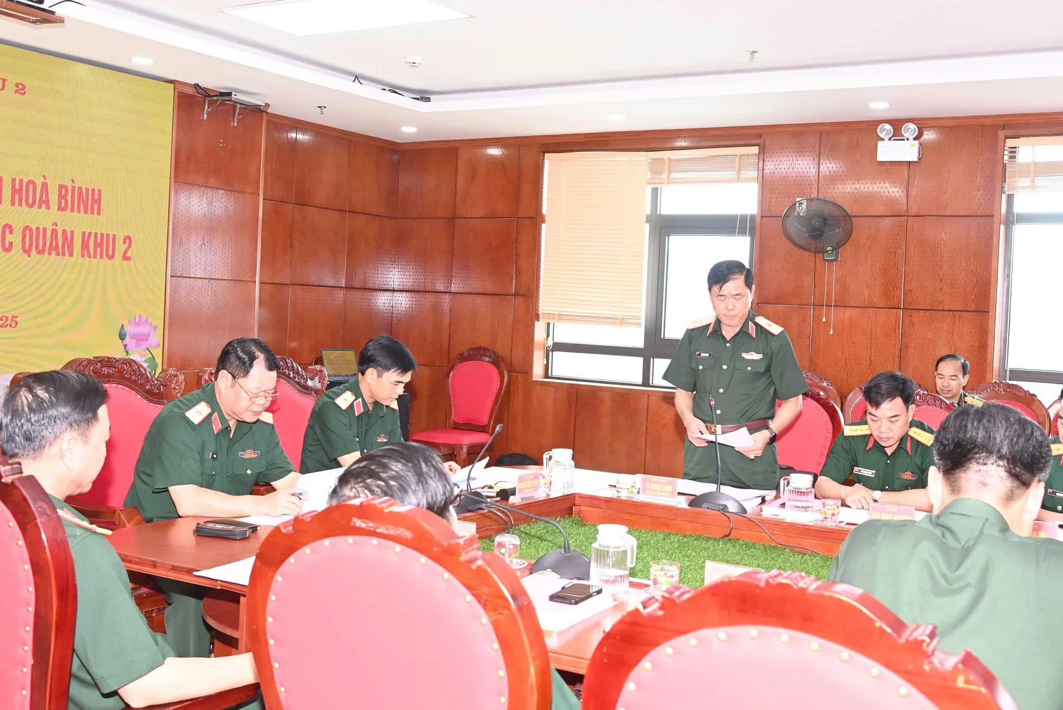 Quân khu 3 bàn giao sơ bộ Bộ CHQS tỉnh Hòa Bình về Quân khu 2