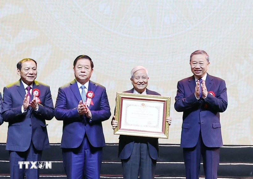 100 năm Báo chí cách mạng: Bền bỉ, kiên trung, phụng sự sự nghiệp cách mạng