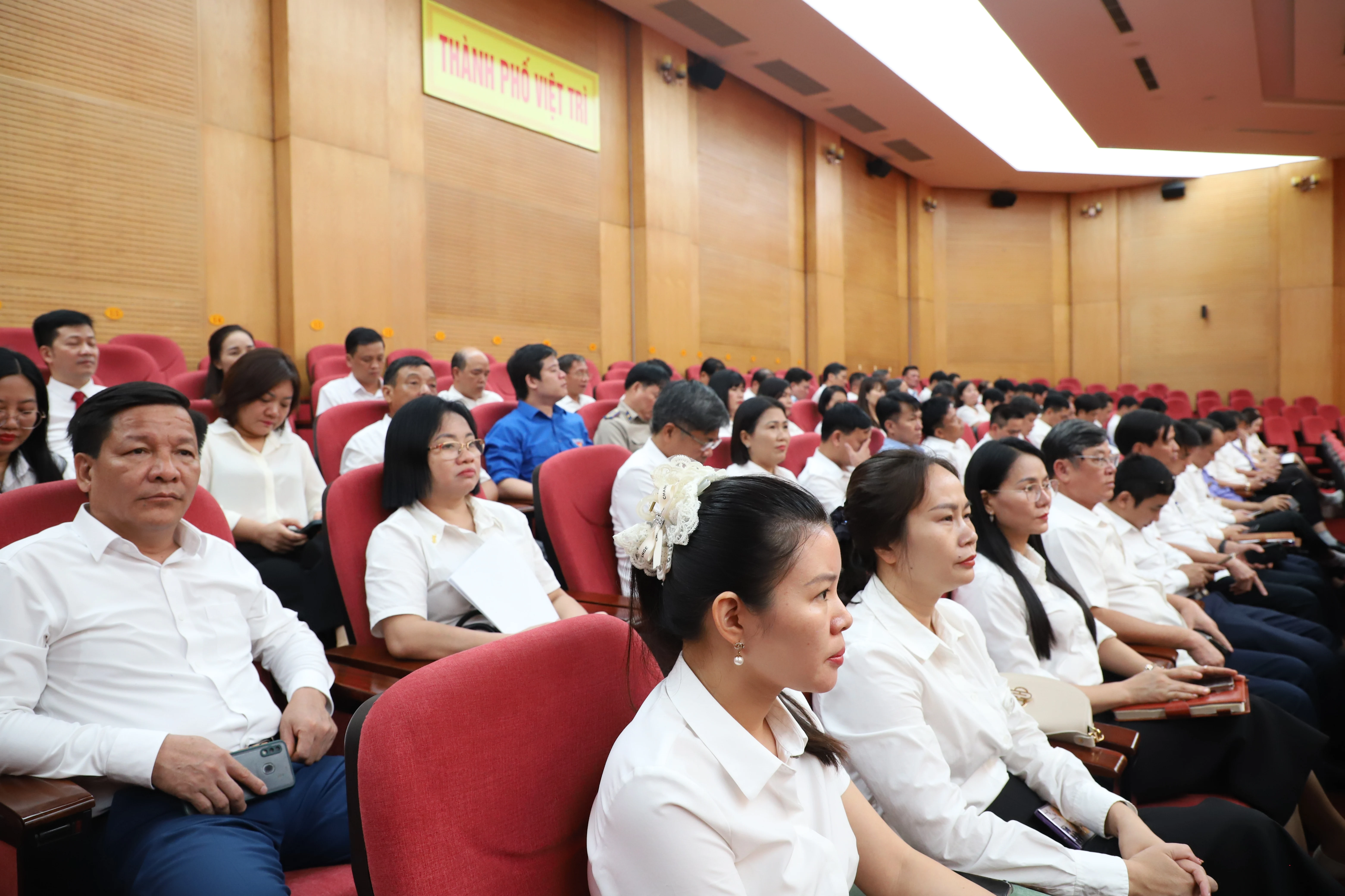 Kỳ họp thứ Mười, HĐND thành phố Việt Trì khóa XXI