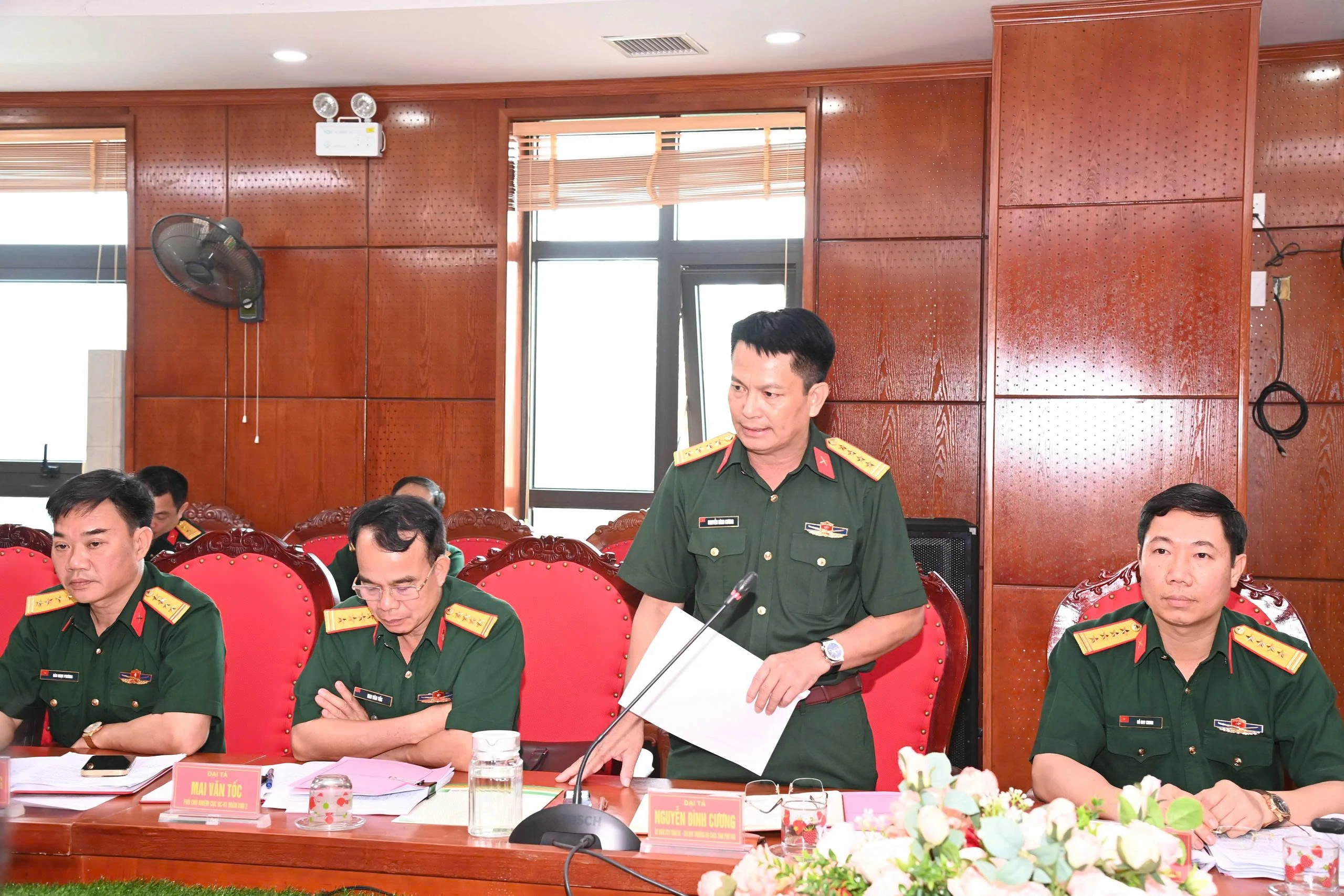 Quân khu 3 bàn giao sơ bộ Bộ CHQS tỉnh Hòa Bình về Quân khu 2