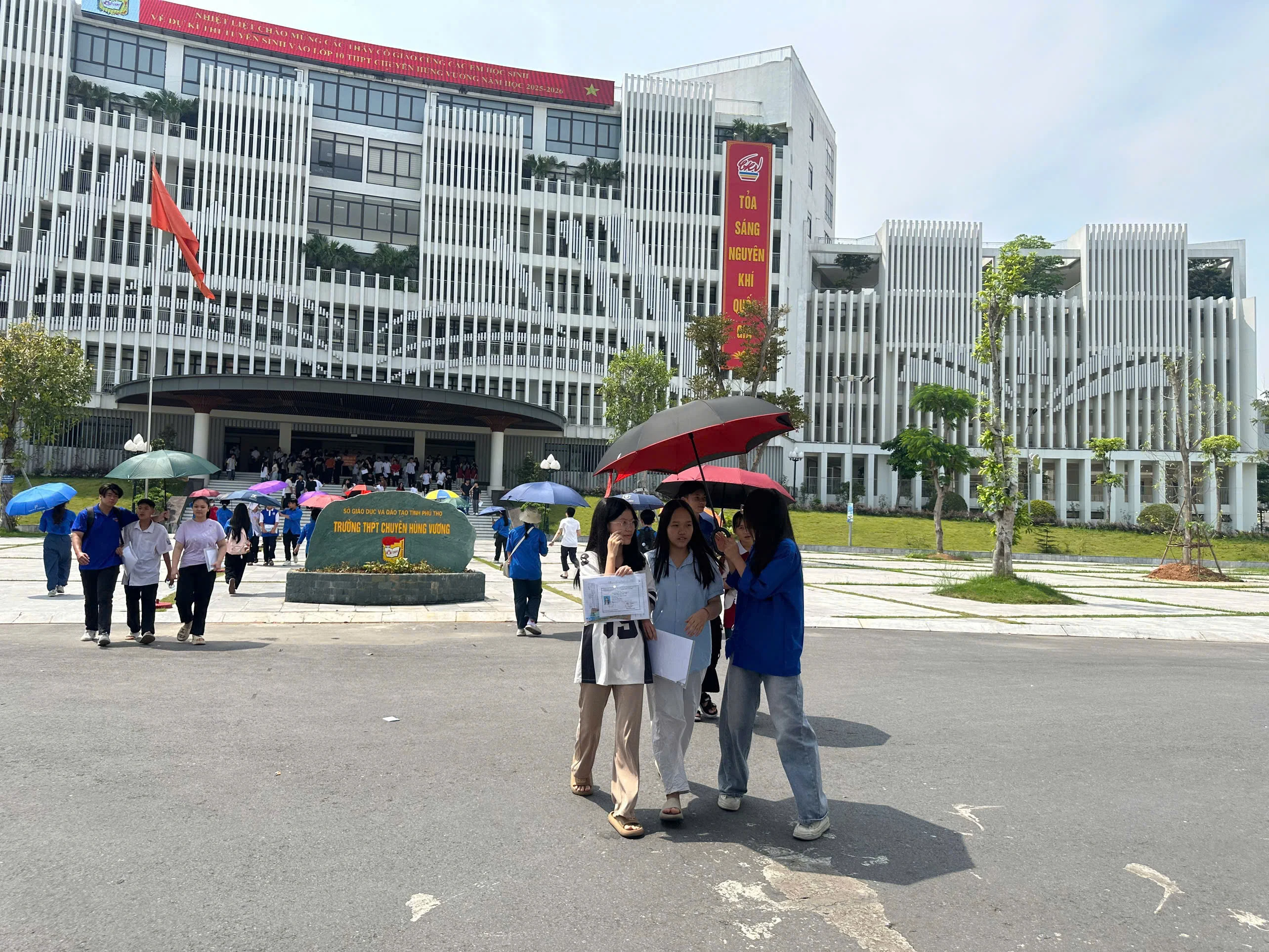 Tiếp nhận phản ánh, kiến nghị về giáo dục và đào tạo trong quá trình sắp xếp tổ chức, bộ máy và đơn vị hành chính