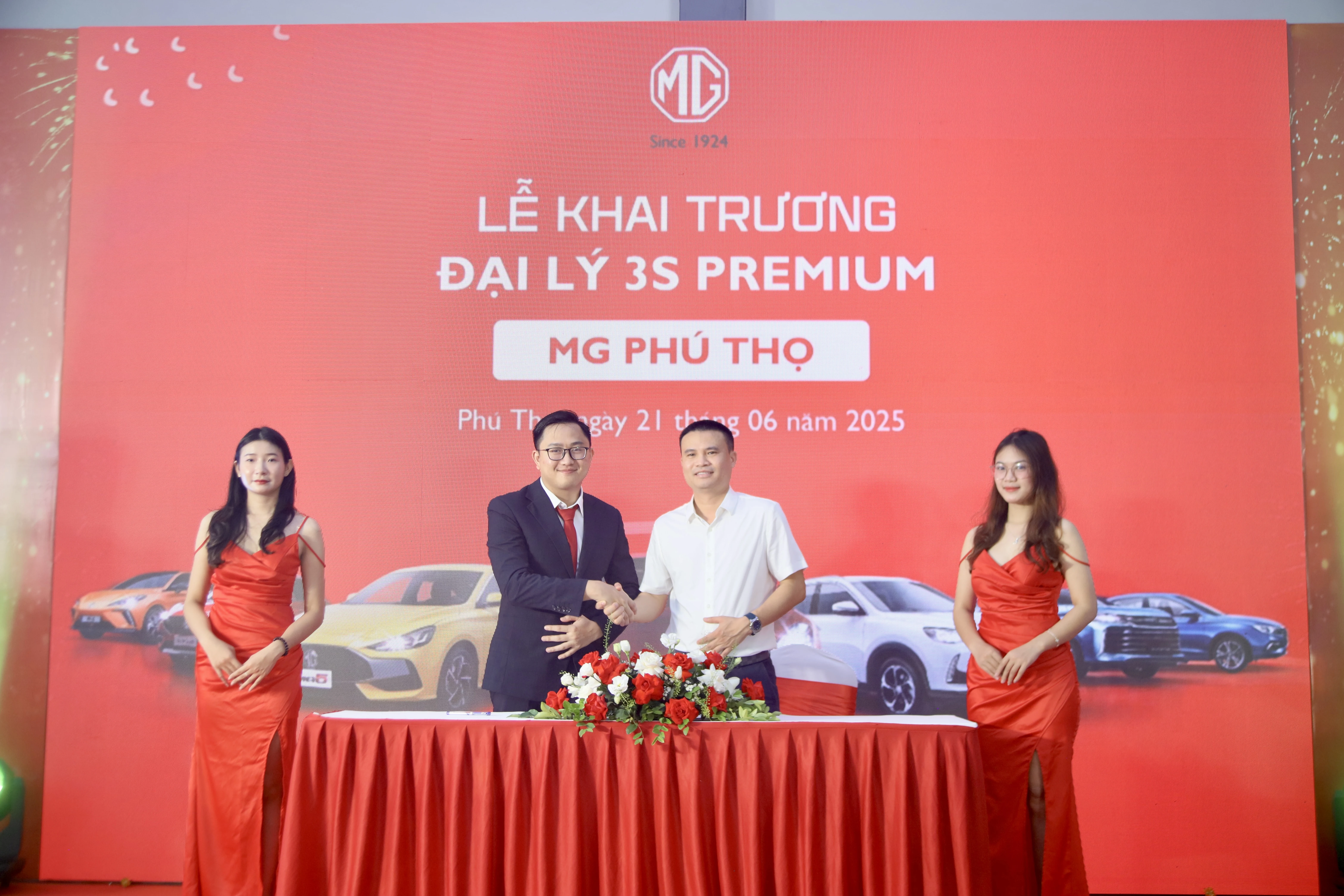 Khai trương Đại lý 3S Premium MG Phú Thọ