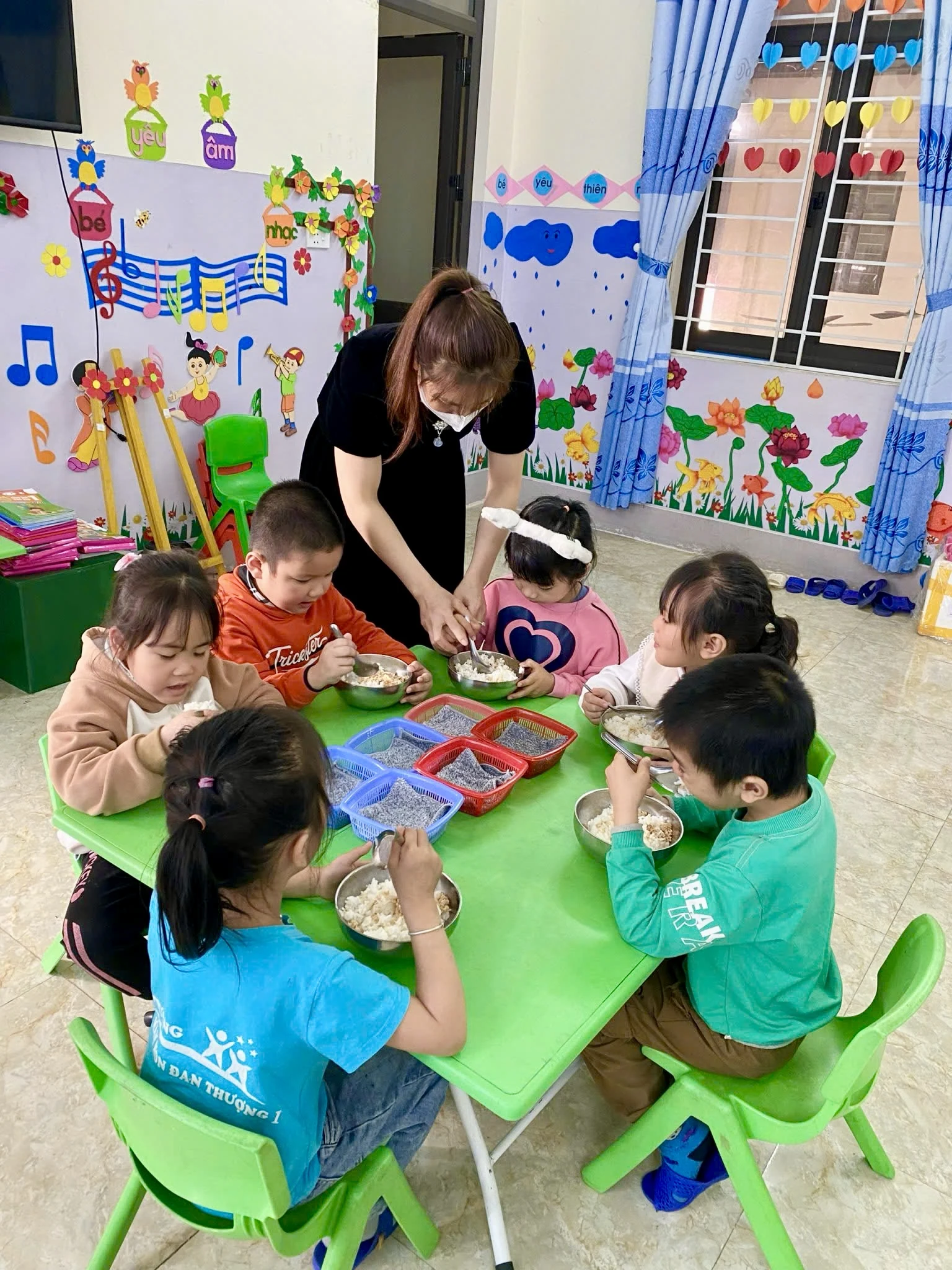 Một năm vượt khó của giáo dục Hạ Hòa