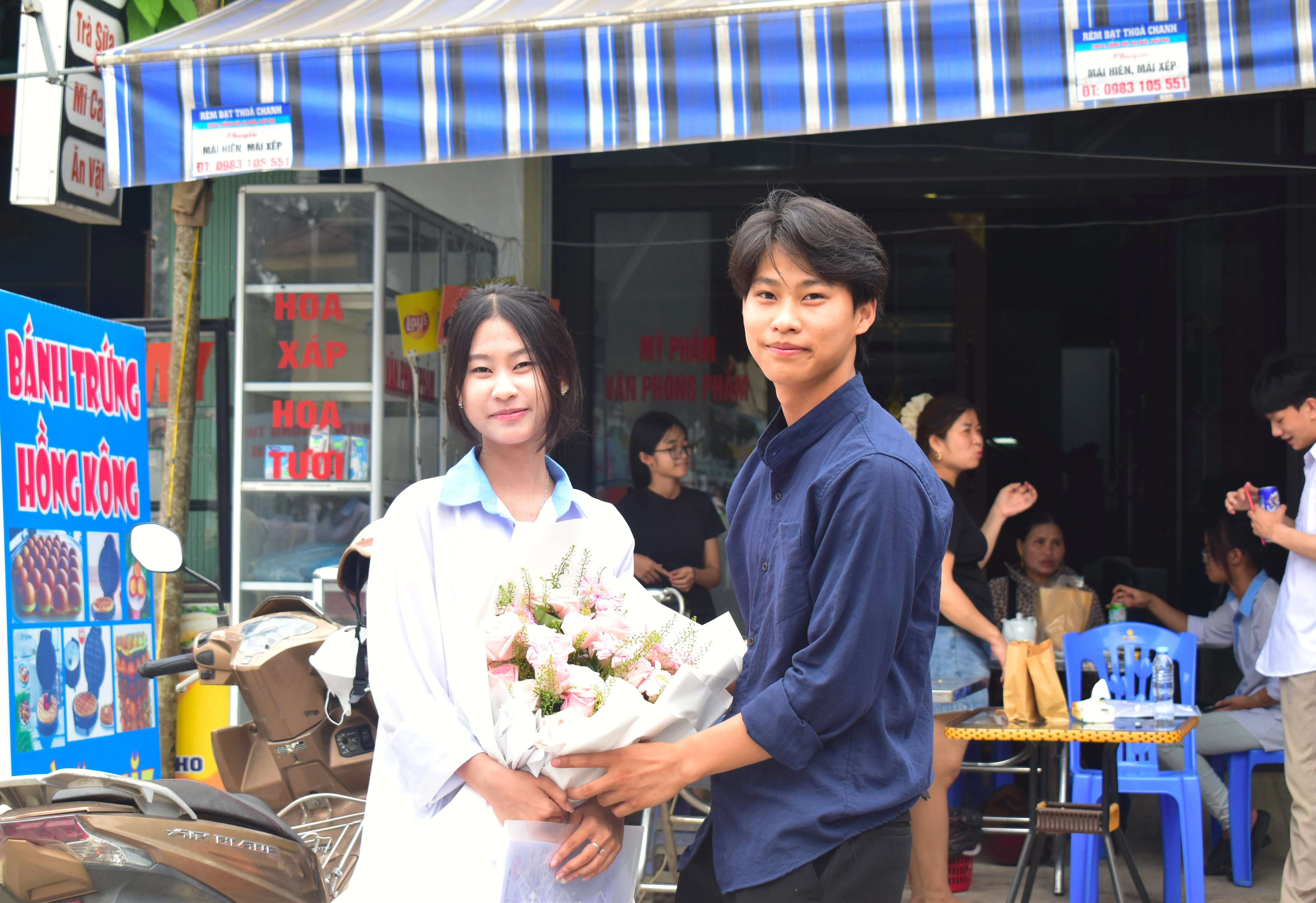 Những hình ảnh đẹp trong ngày thi đầu tiên Kỳ thi tốt nghiệp THPT năm 2025